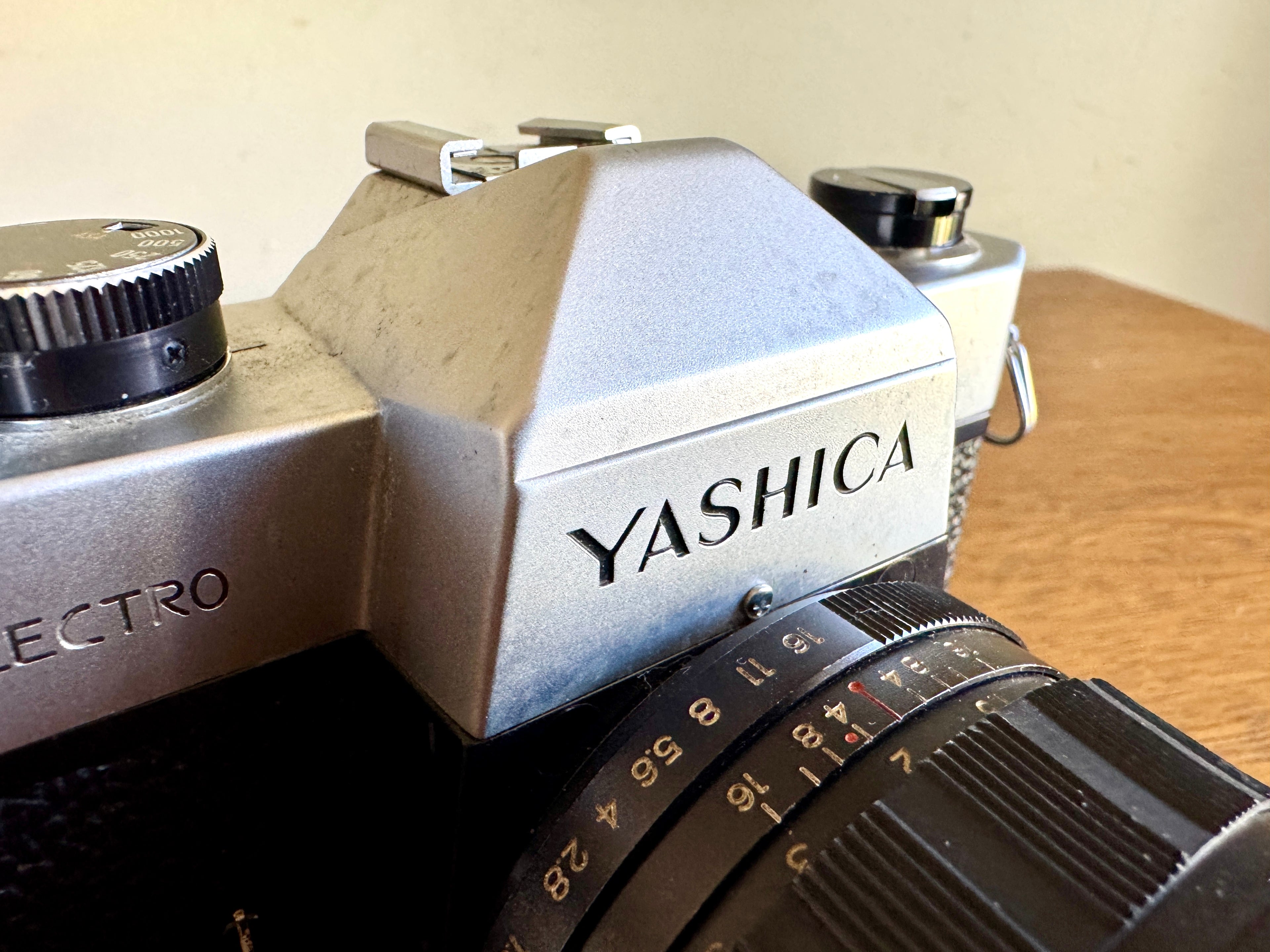 Vtg Yashica TL-Electro 35mm Film Camera (Untested)