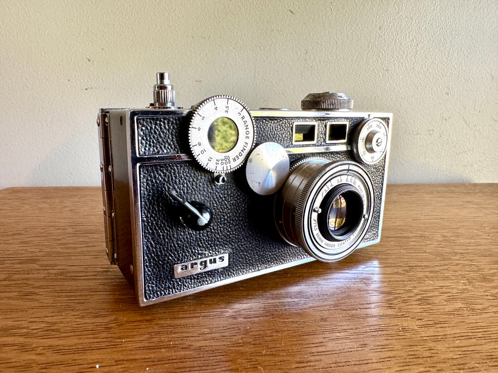 1930's Argus C3 Rangefinder 35MM Film Camera With Cintar F/3.5 Lens (Untested)