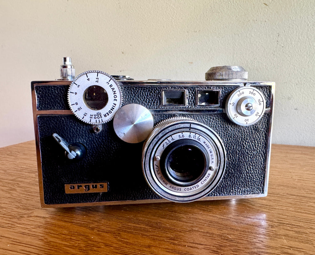 1930's Argus C3 Rangefinder 35MM Film Camera With Cintar F/3.5 Lens (Untested)