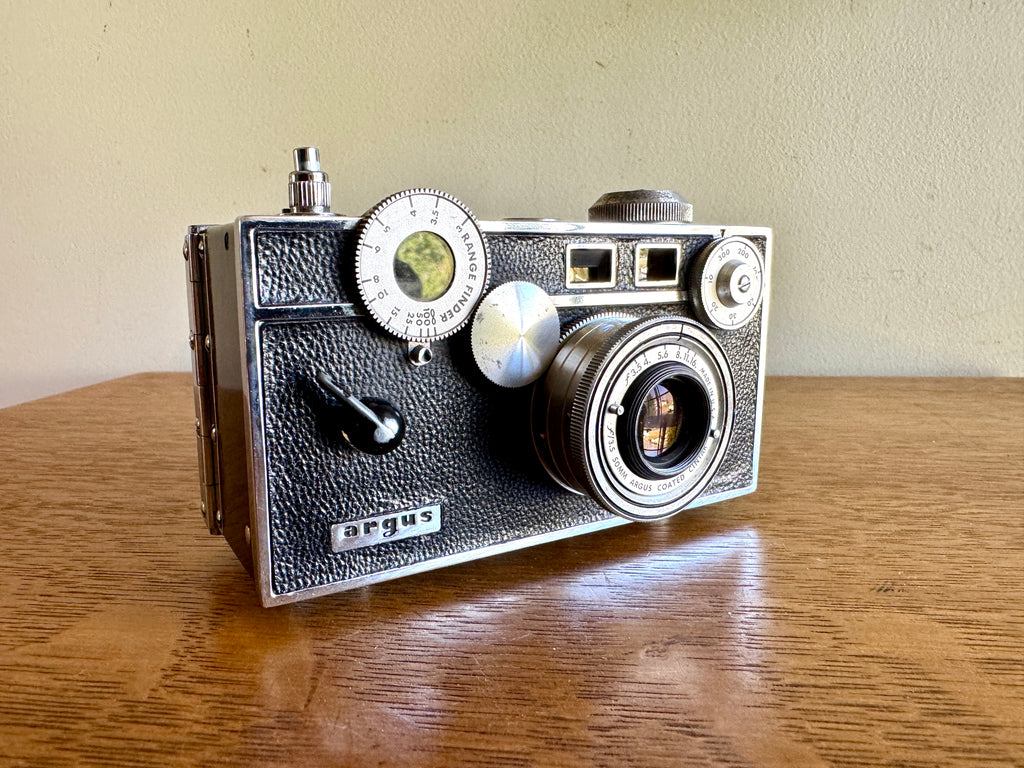 1930's Argus C3 Rangefinder 35MM Film Camera With Cintar F/3.5 Lens (Untested)