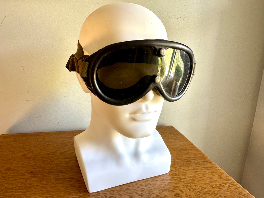 US Military Aviation Goggles ~ 1974 Sun, Wind & Dust Goggles ~ 1974 Military Goggles ~ Vietnam War Goggles