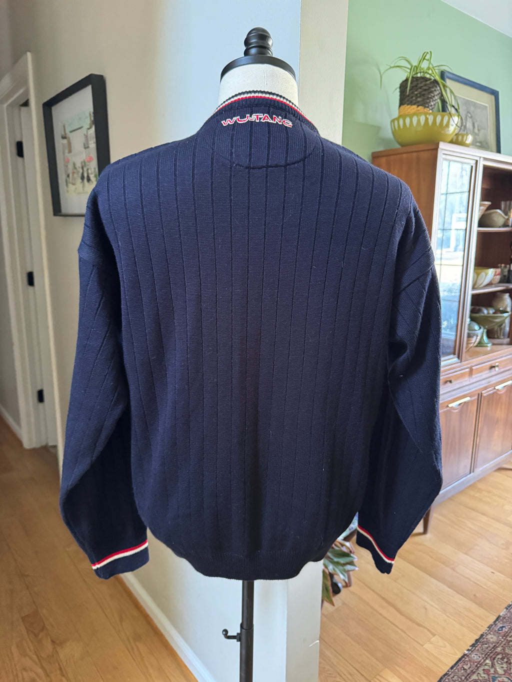 90's Wu-Tang Embroidered Sweater (XL)