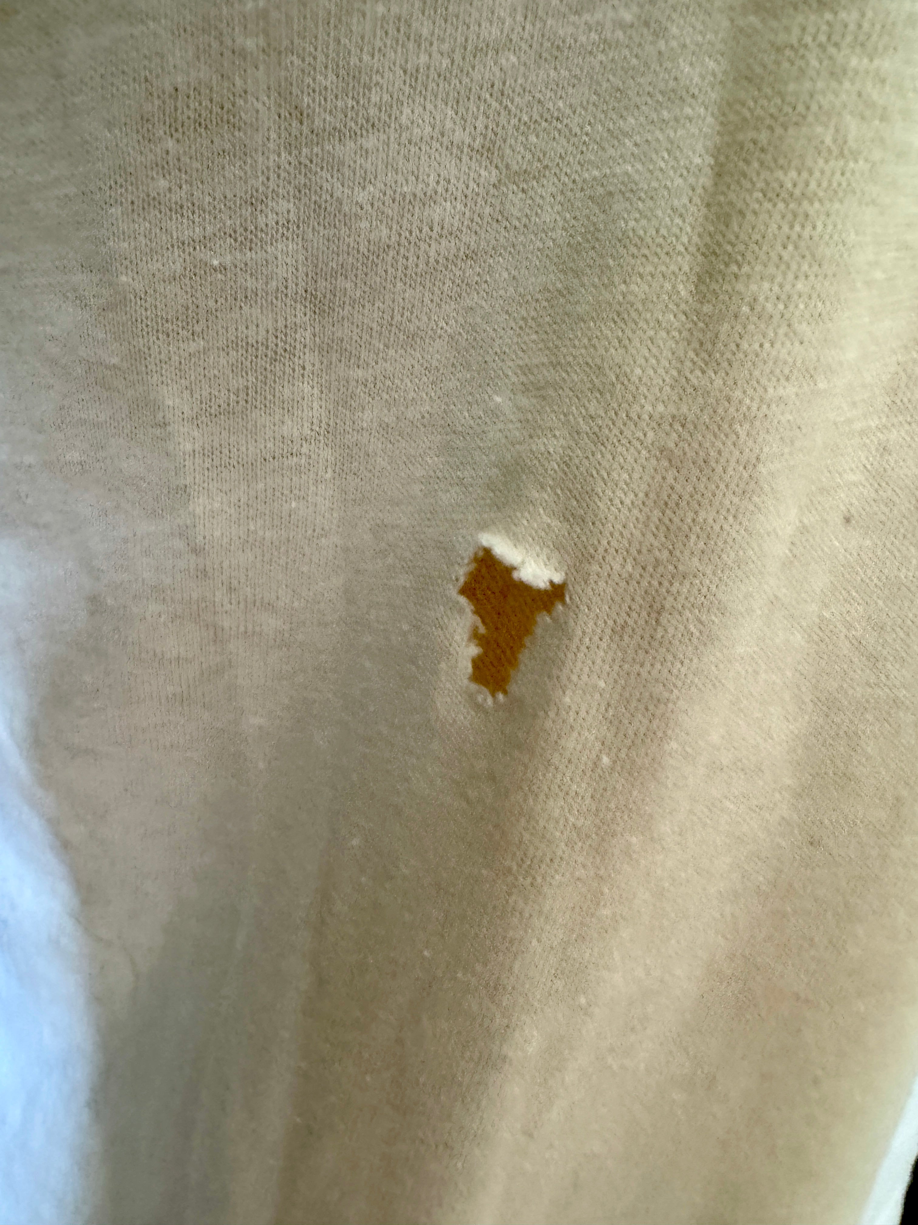 Vtg Thrashed Boone's Farm Strawberry Hill T-Short (M)