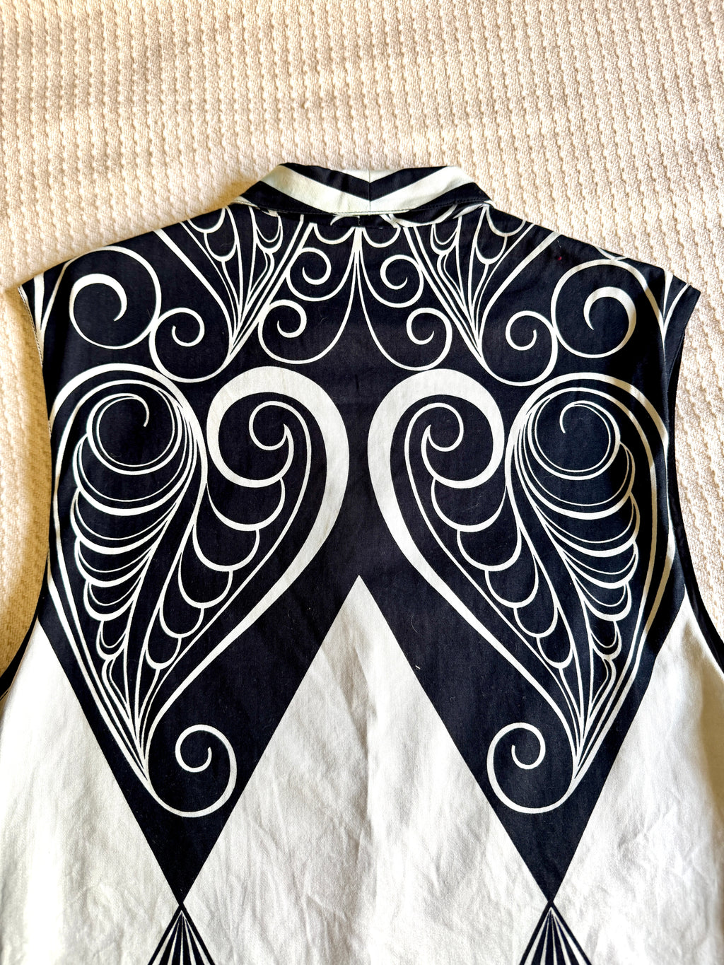 1980's Gianni Versace Black & White Art Deco Print Pattern Vest 34/48