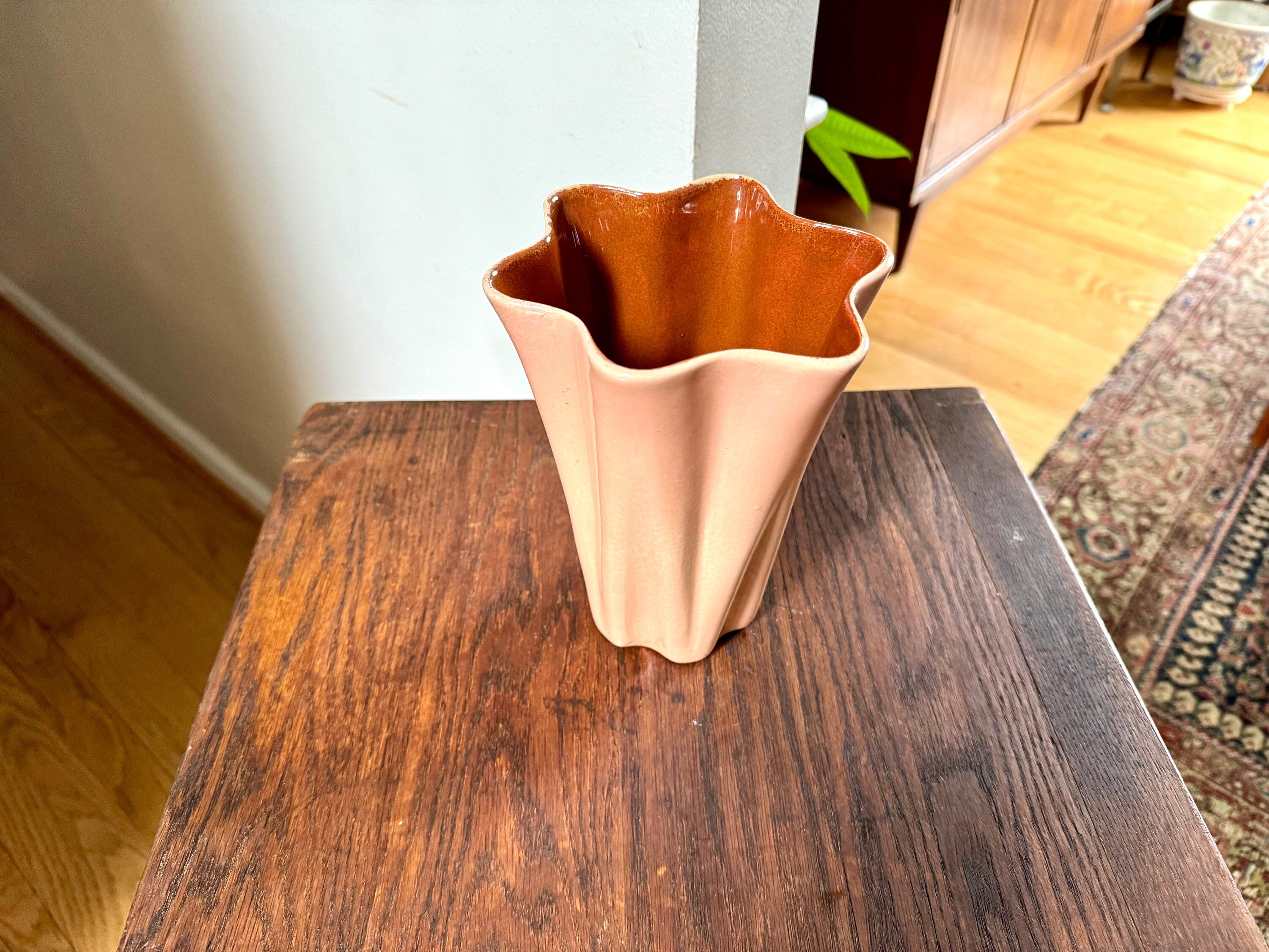 Vtg Red Wing Pottery Vase | Red Wing Tulip Vase | Art Deco Ceramic Vase | 1930's Ceramic Red Wing 887 Vase| Art Deco Ceramic Flower Vase