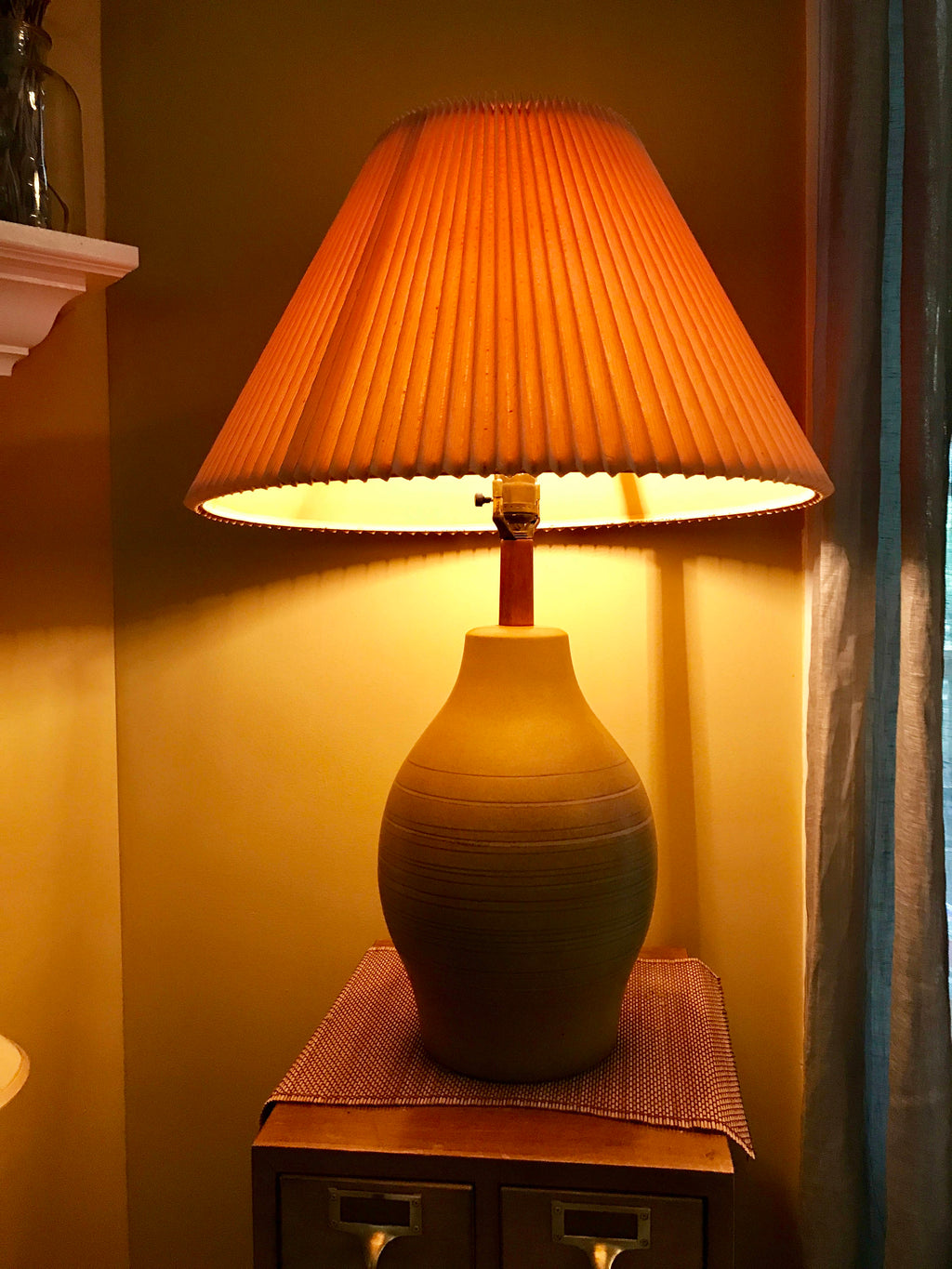 Mid Century Martz Marshall Studios Lamp | Martz Pottery Modern Lamp | Signed Martz Ceramic and Teak Table Lamp | MCM Lamp. 1960s Decor