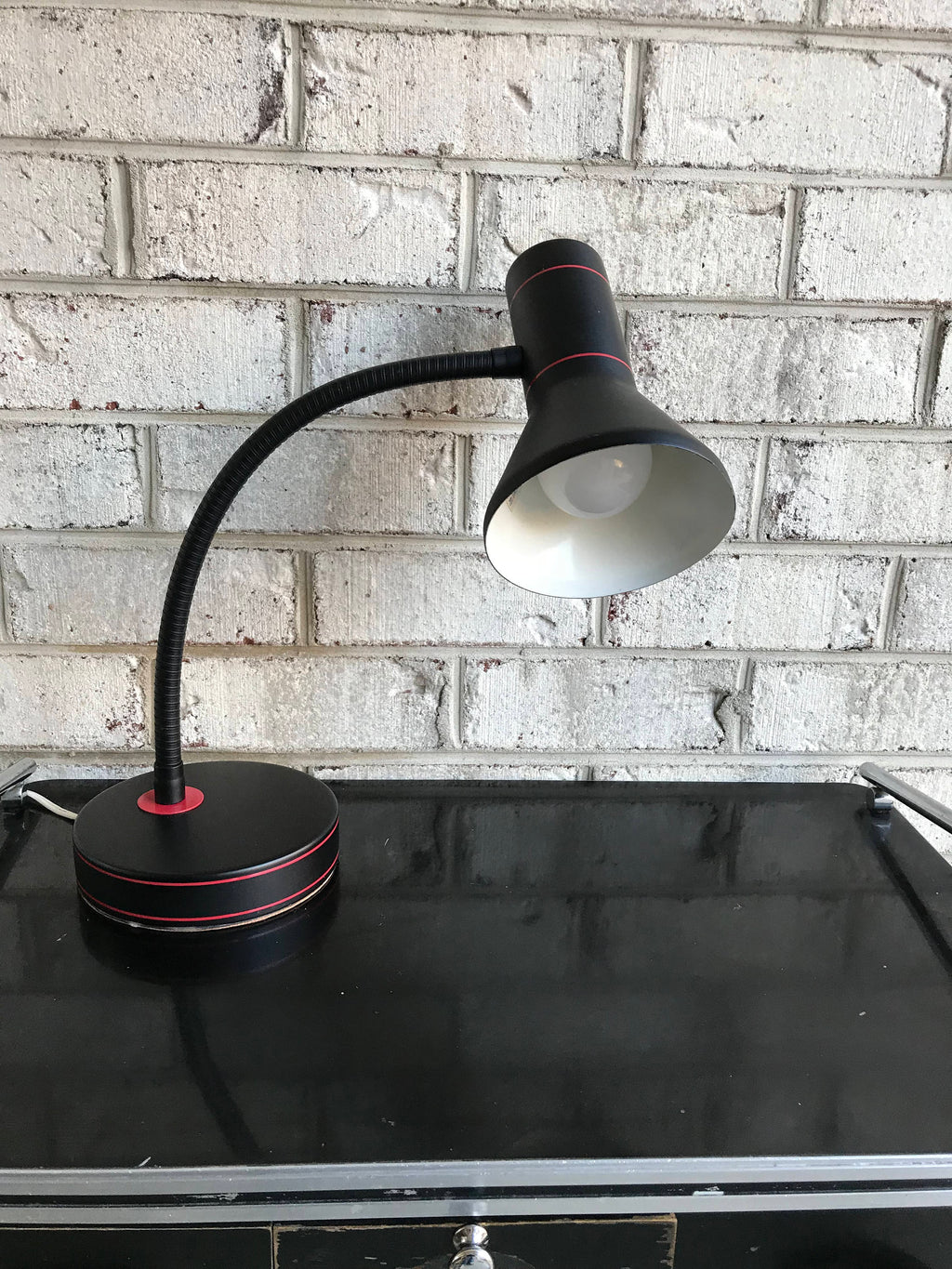 Vintage Black And Red Gooseneck Lamp | Bullet Desk Lamp | Metal Goose Neck Lamp | Retro Style Desk Lamp | Atomic Task Lamp | Flexible Light