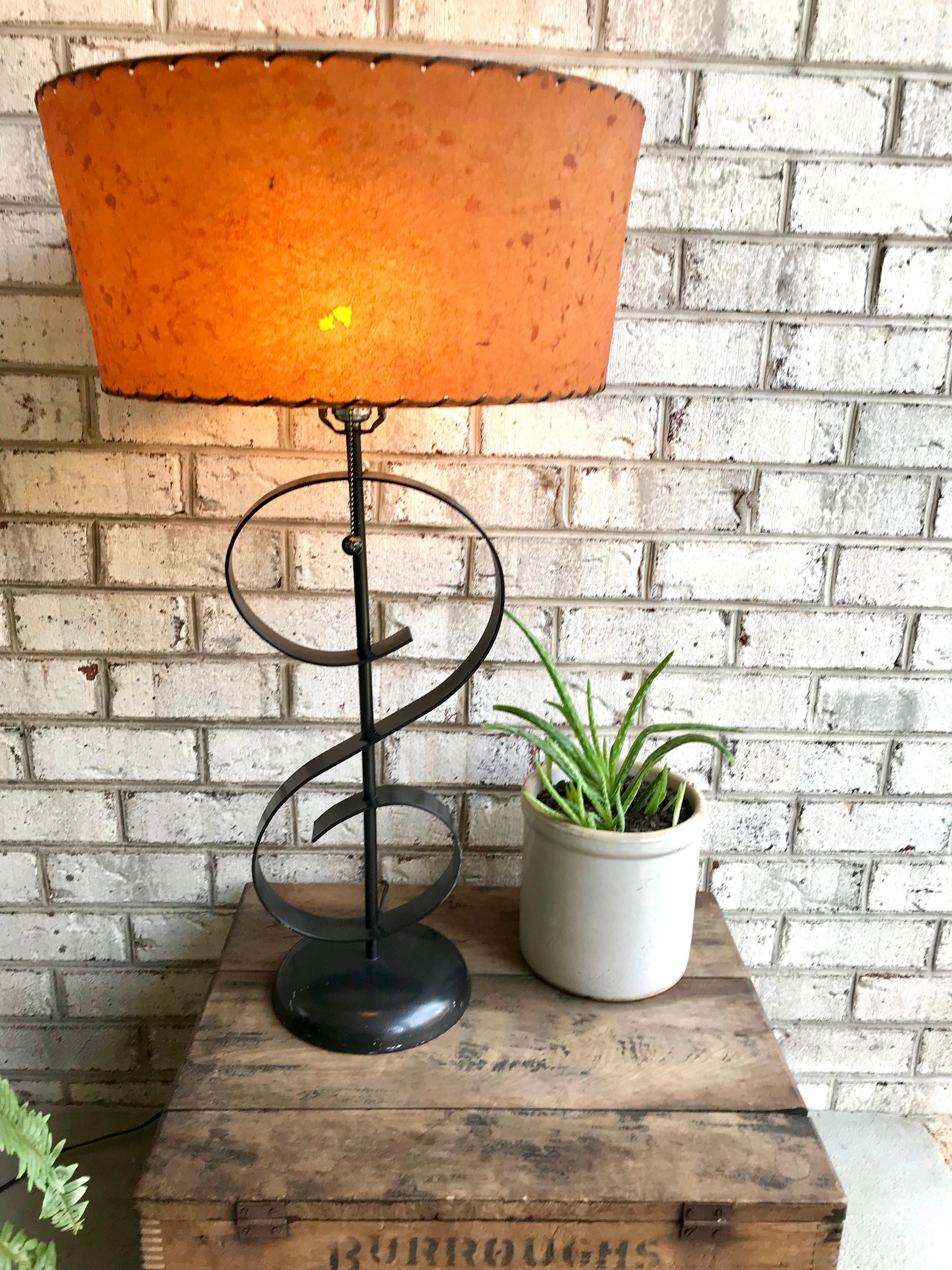Vtg Mid Century Metal Lamp | Large Metal Lamp | Art Deco Night Stand Lamp | Money Sign Lamp