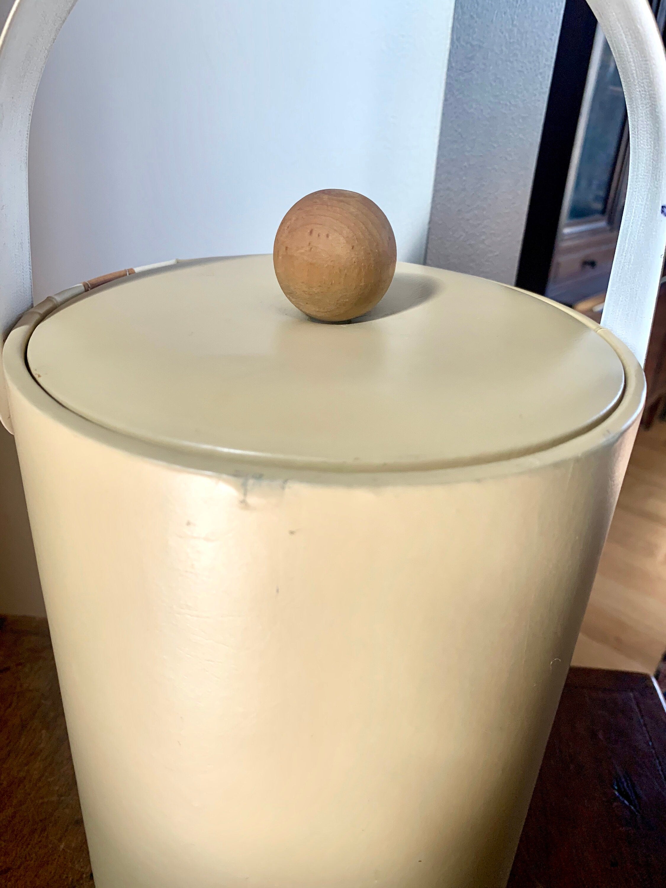 Vtg Tan Vinyl Georges Briard Ice Bucket | Large Retro Ice Bucket | Insulated Ice Bucket | MCM Ice Cooler | Retro Bar Cart Decor