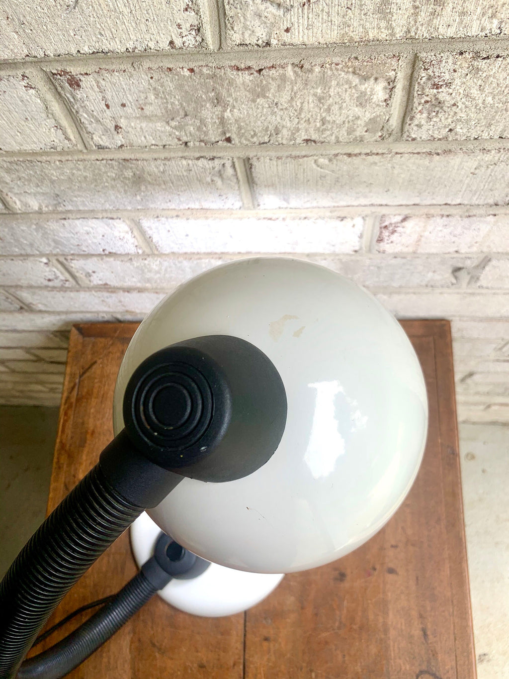 VIntage MCM Gooseneck Lamp | Mid Century Modern White Drafting Lamp | White Desk Lamp | Rustic MCM Gooseneck Lamp