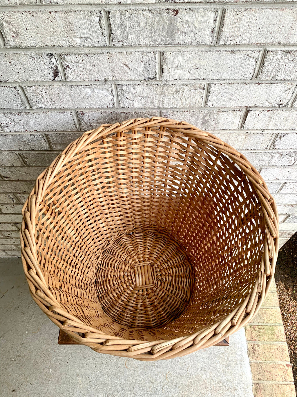 Large Natural Blonde Wicker Basket | Rustic Wicker Storage | Vintage Woven Wicker Basket | Wicker Hamper | Storage Basket | Rattan Basket