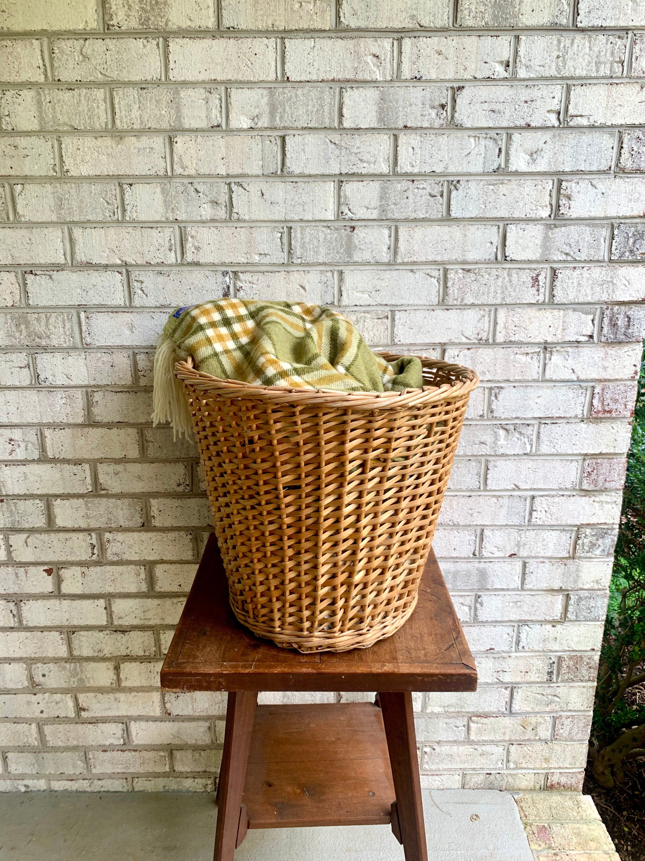 Large Natural Blonde Wicker Basket | Rustic Wicker Storage | Vintage Woven Wicker Basket | Wicker Hamper | Storage Basket | Rattan Basket