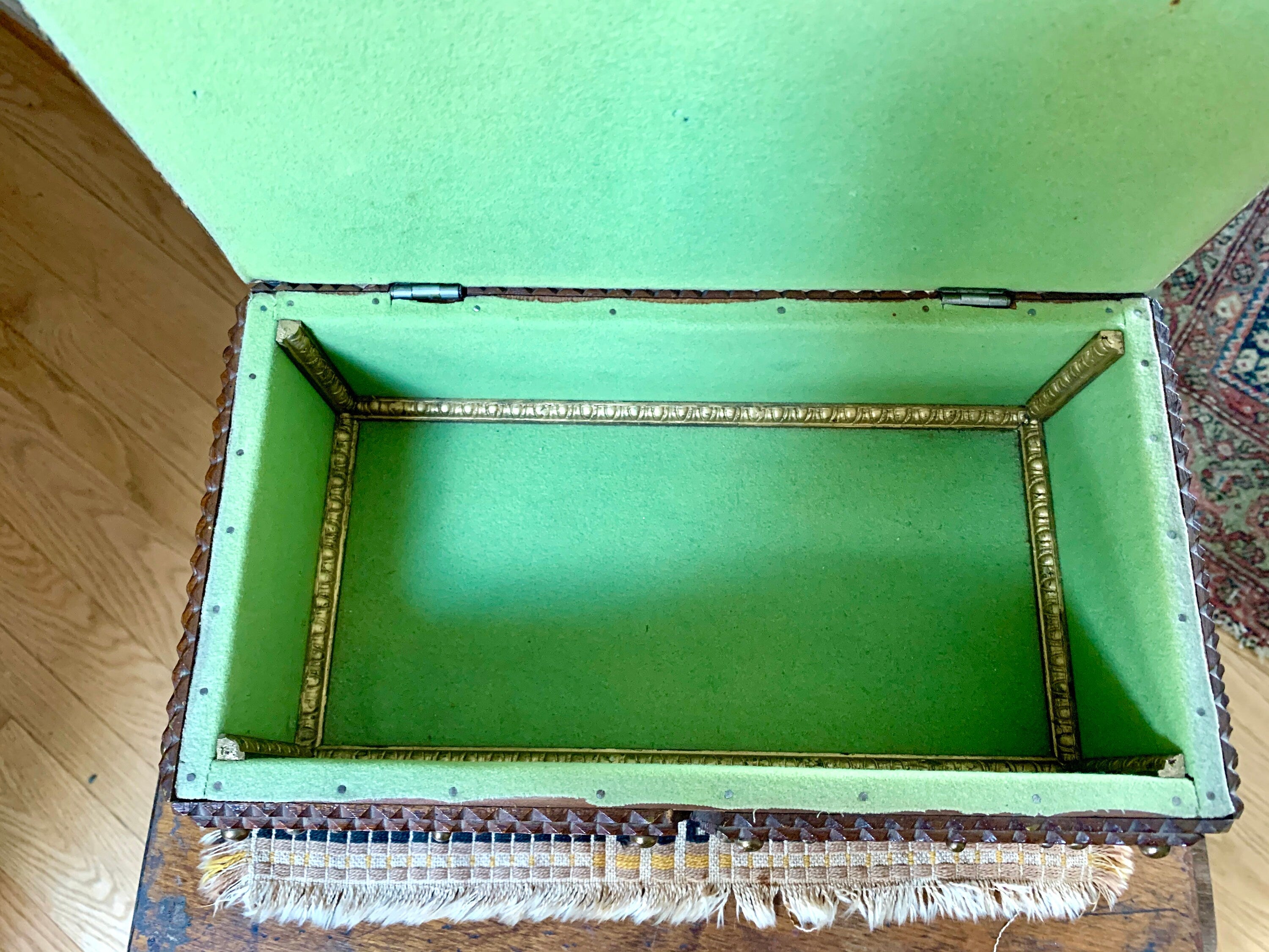 Vtg Wood Saw Tooth Tramp Art Box | Tramp Art Jewelry Box With Mirrors | Hand Carved Decorative Wooden Storage Box | Folk Art Box