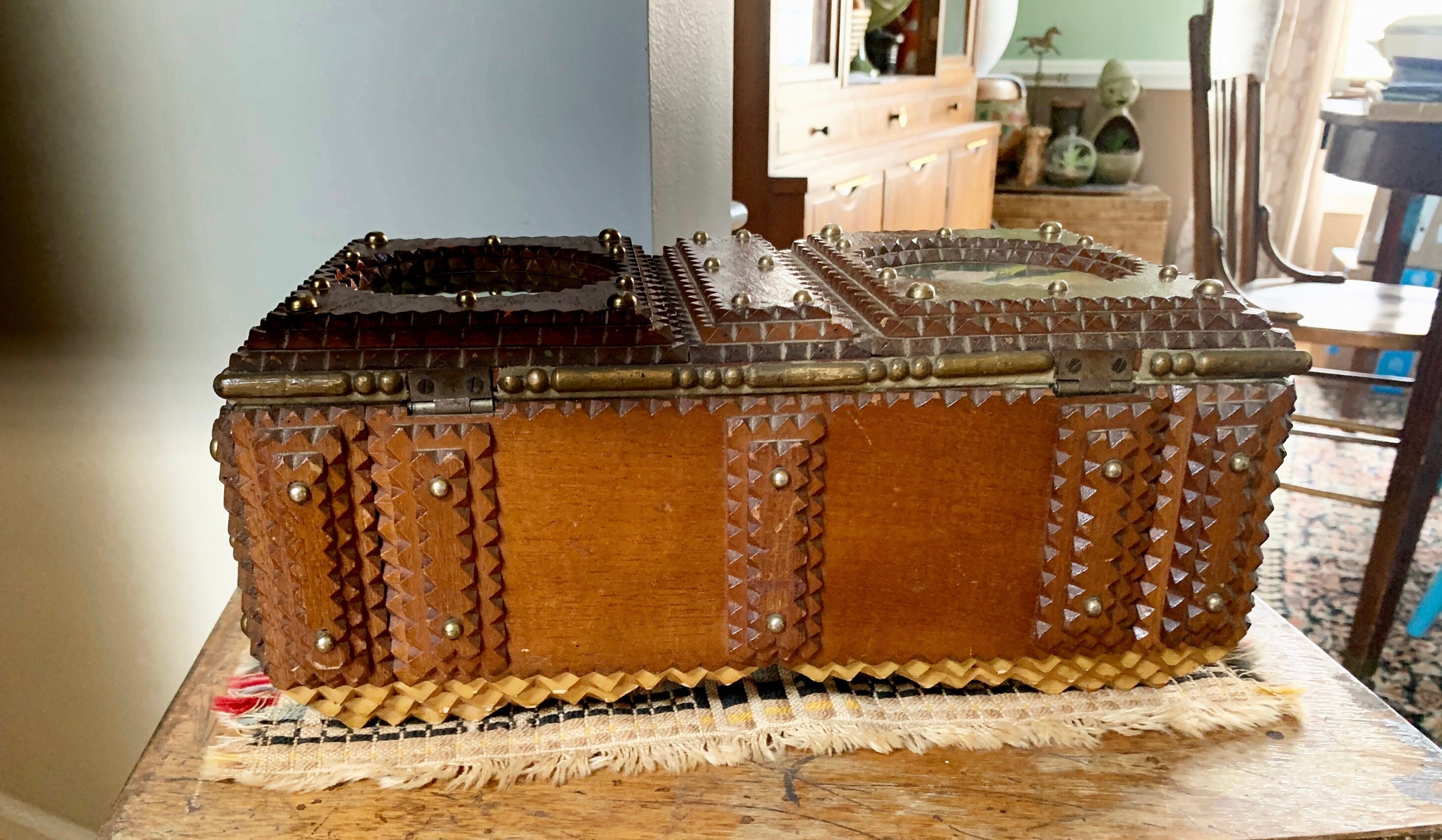 Vtg Wood Saw Tooth Tramp Art Box | Tramp Art Jewelry Box With Mirrors | Hand Carved Decorative Wooden Storage Box | Folk Art Box