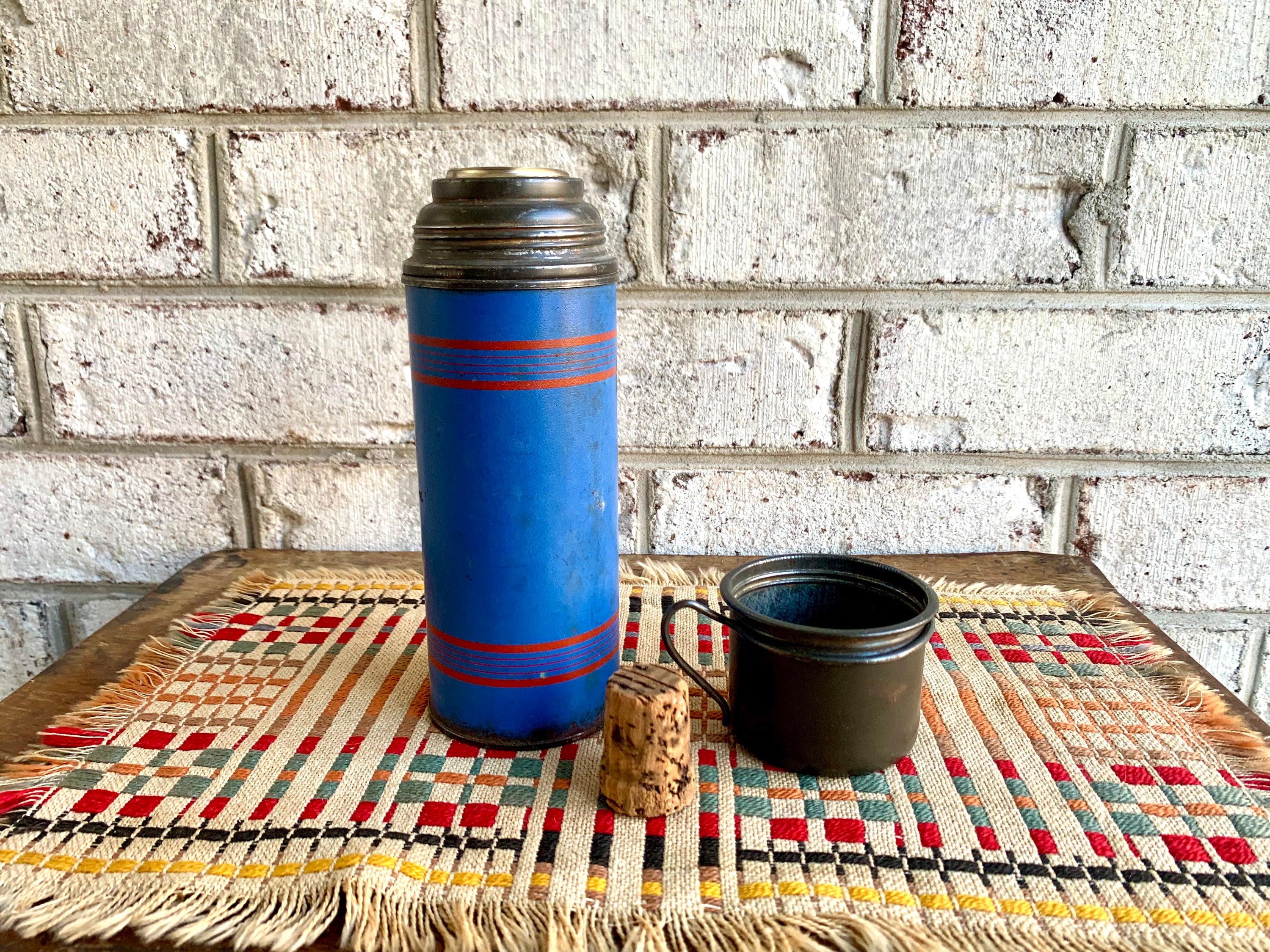 Vtg Keapsit Thermos Bottle | Rustic Small Thermos | Keapsit Vacuum Bottle | Blue and Red Distressed Thermos Bottle | Lunch Pale Thermos