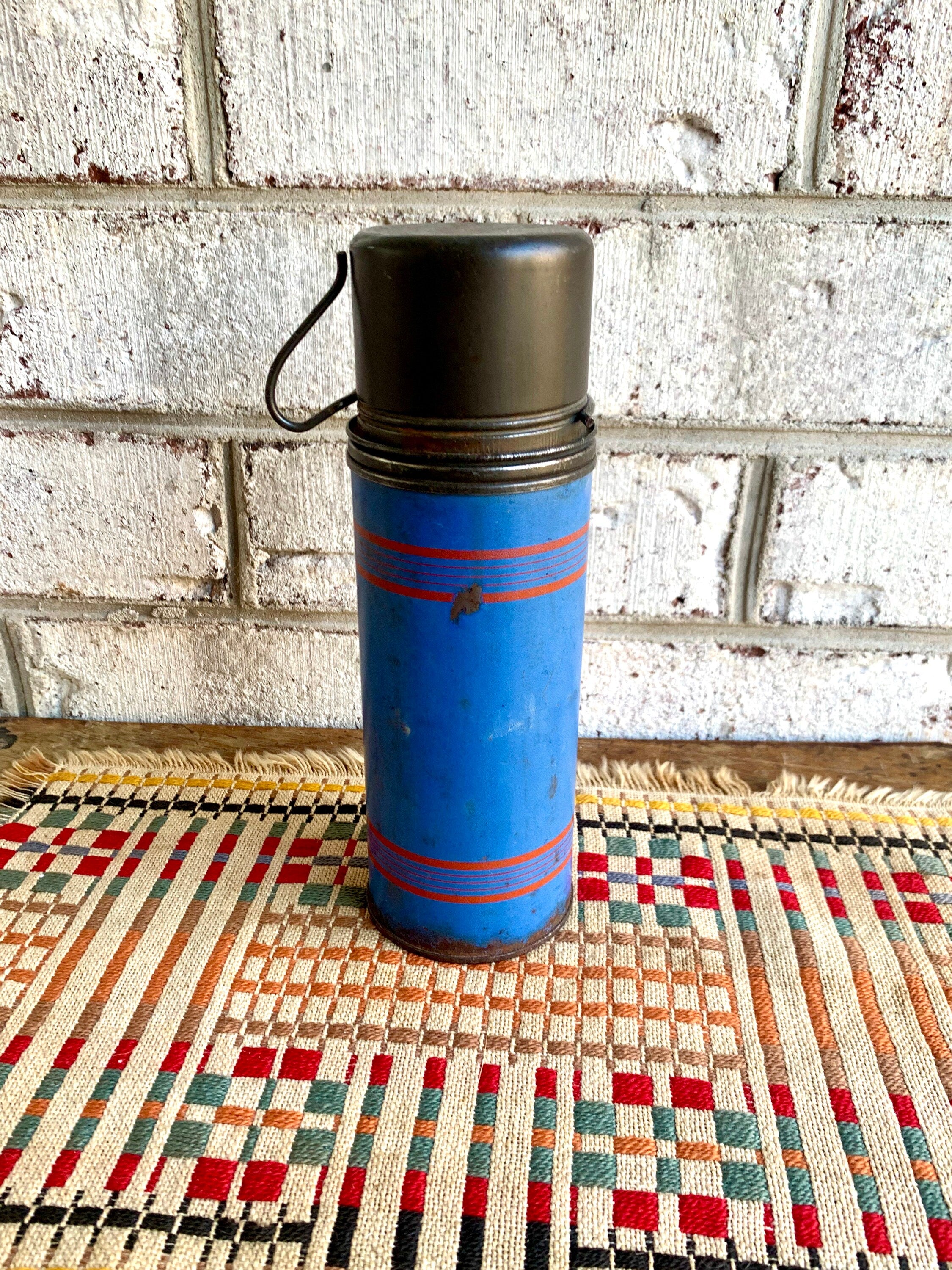 Vtg Keapsit Thermos Bottle | Rustic Small Thermos | Keapsit Vacuum Bottle | Blue and Red Distressed Thermos Bottle | Lunch Pale Thermos