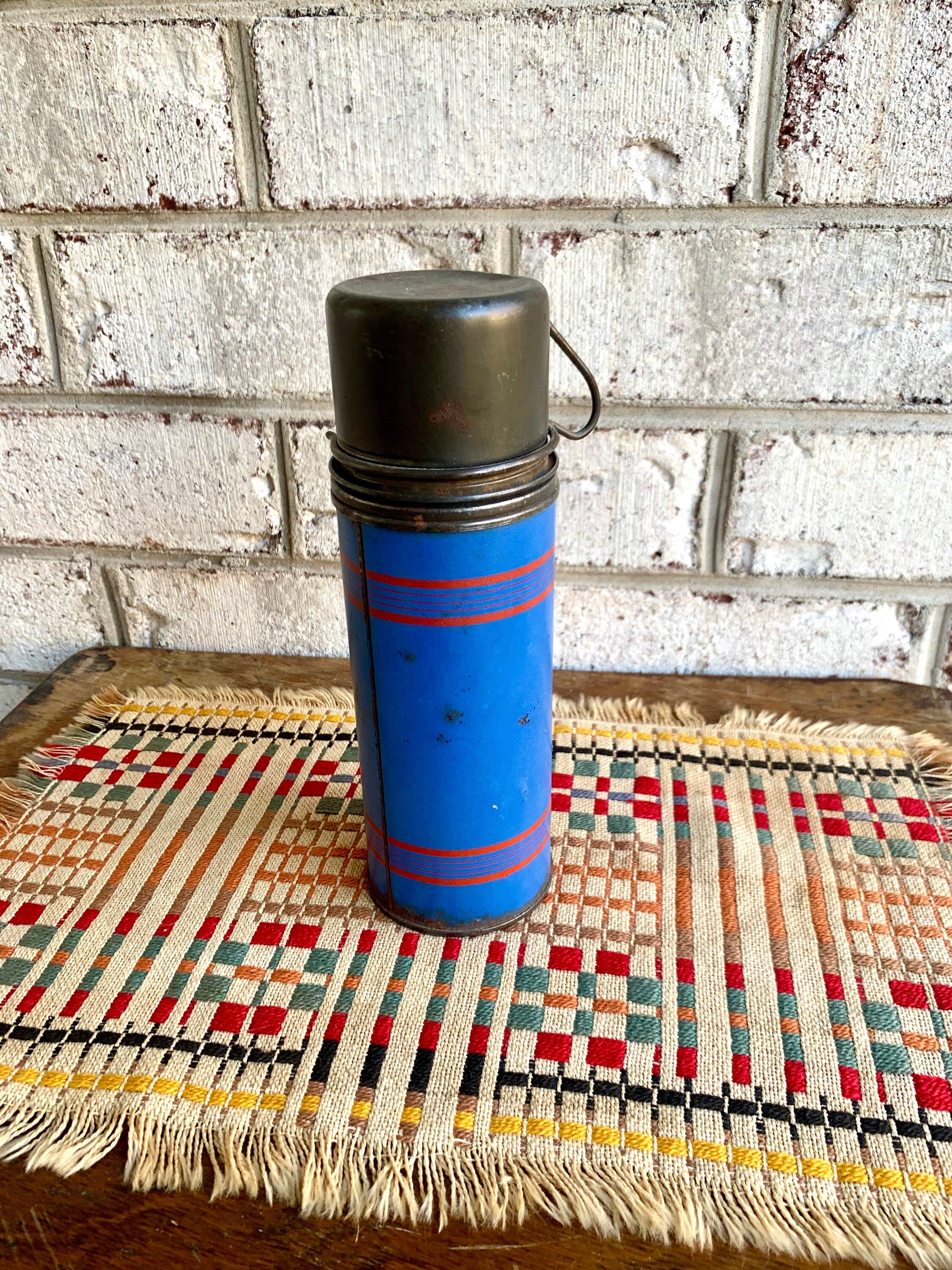 Vtg Keapsit Thermos Bottle | Rustic Small Thermos | Keapsit Vacuum Bottle | Blue and Red Distressed Thermos Bottle | Lunch Pale Thermos
