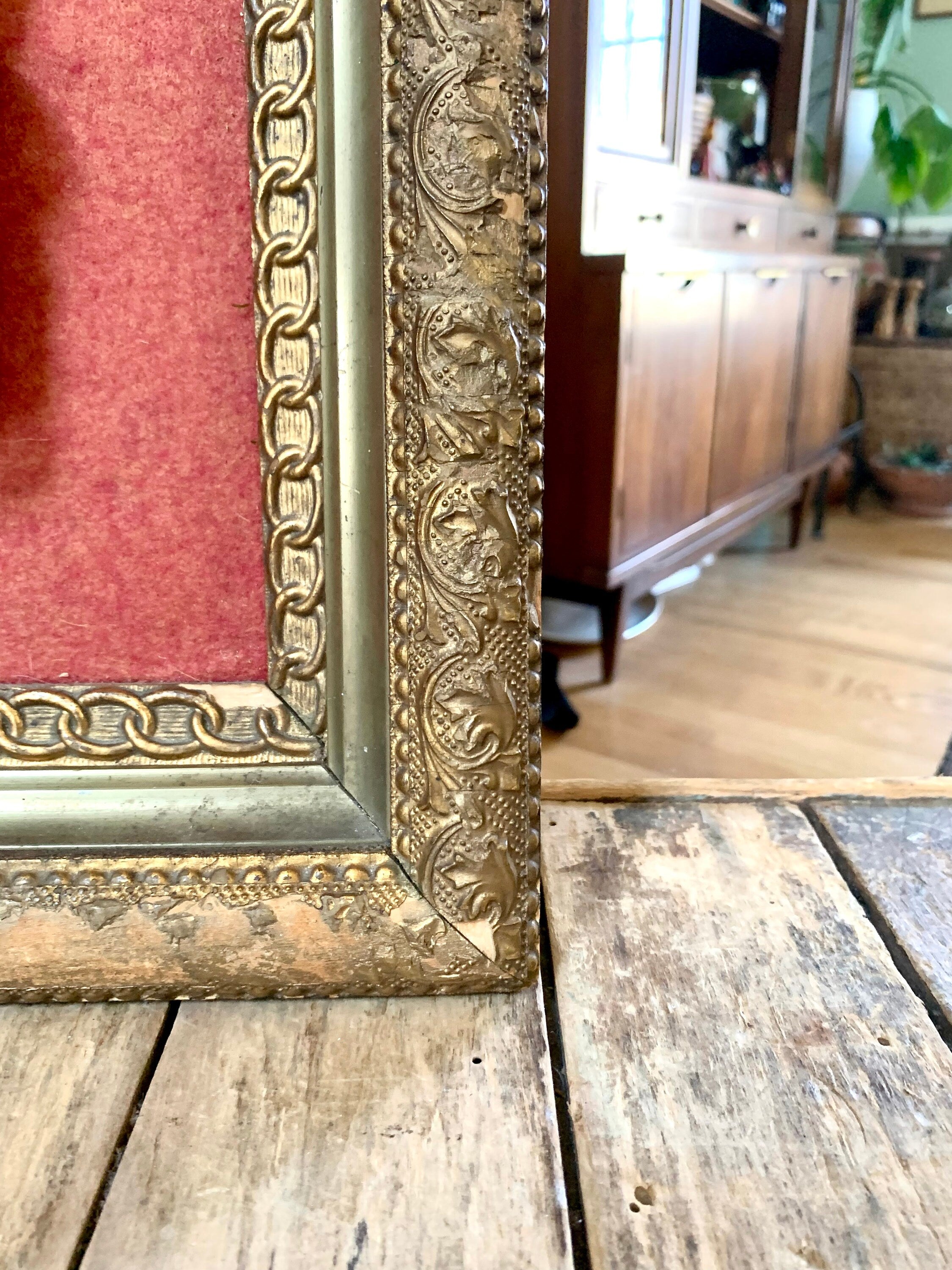 Vintage Framed Bossons Man in Top Hat | Framed Head Figurine | Distressed Framed Bossons Head Rare Bossons Wall Hanging | A Christmas Carol