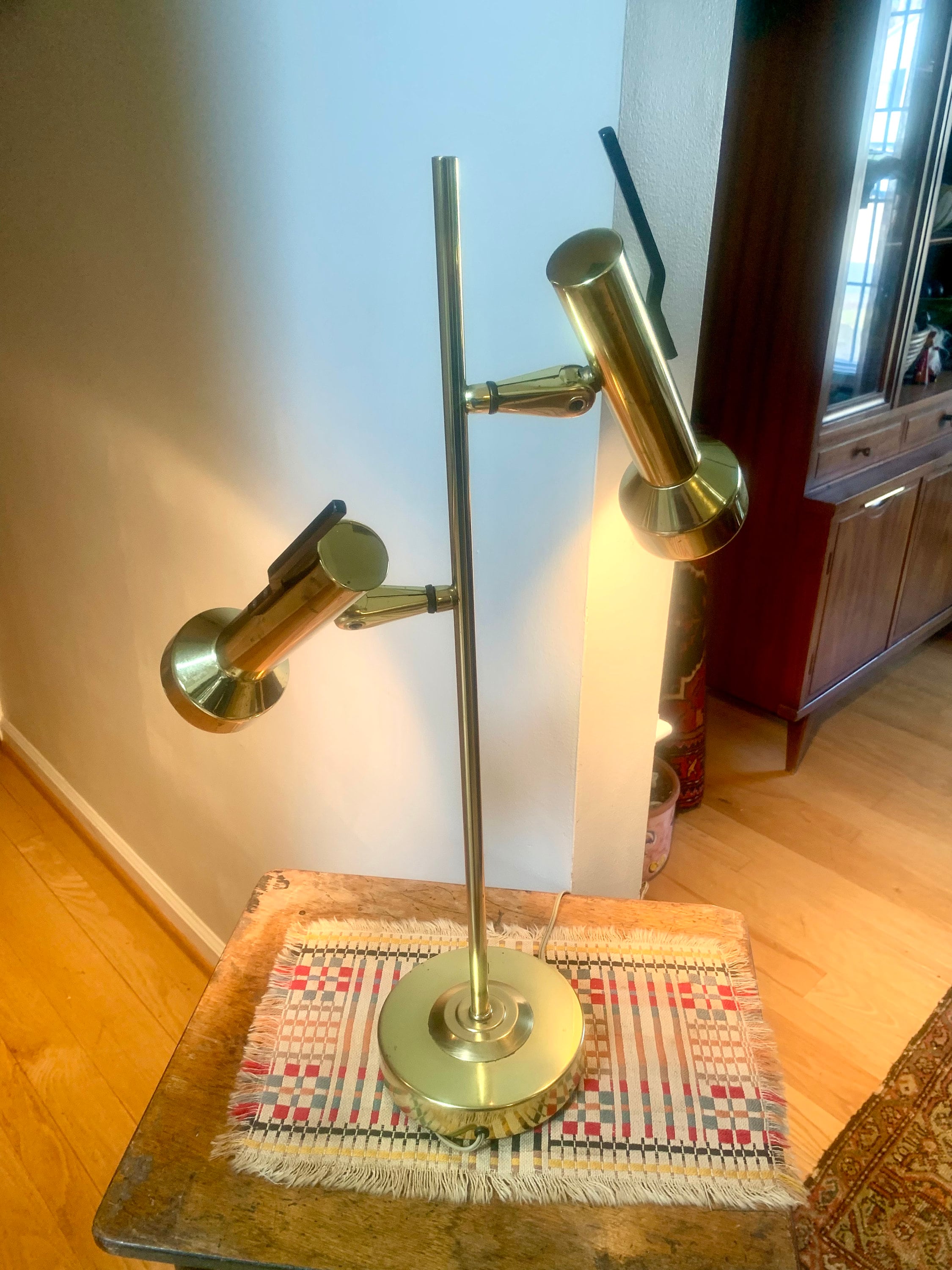 Vintage Brass MCM Table Lamp | Adjustable Brass Table Lamp | Brass Adjustable Spotlight | Mid Century Table Lamp