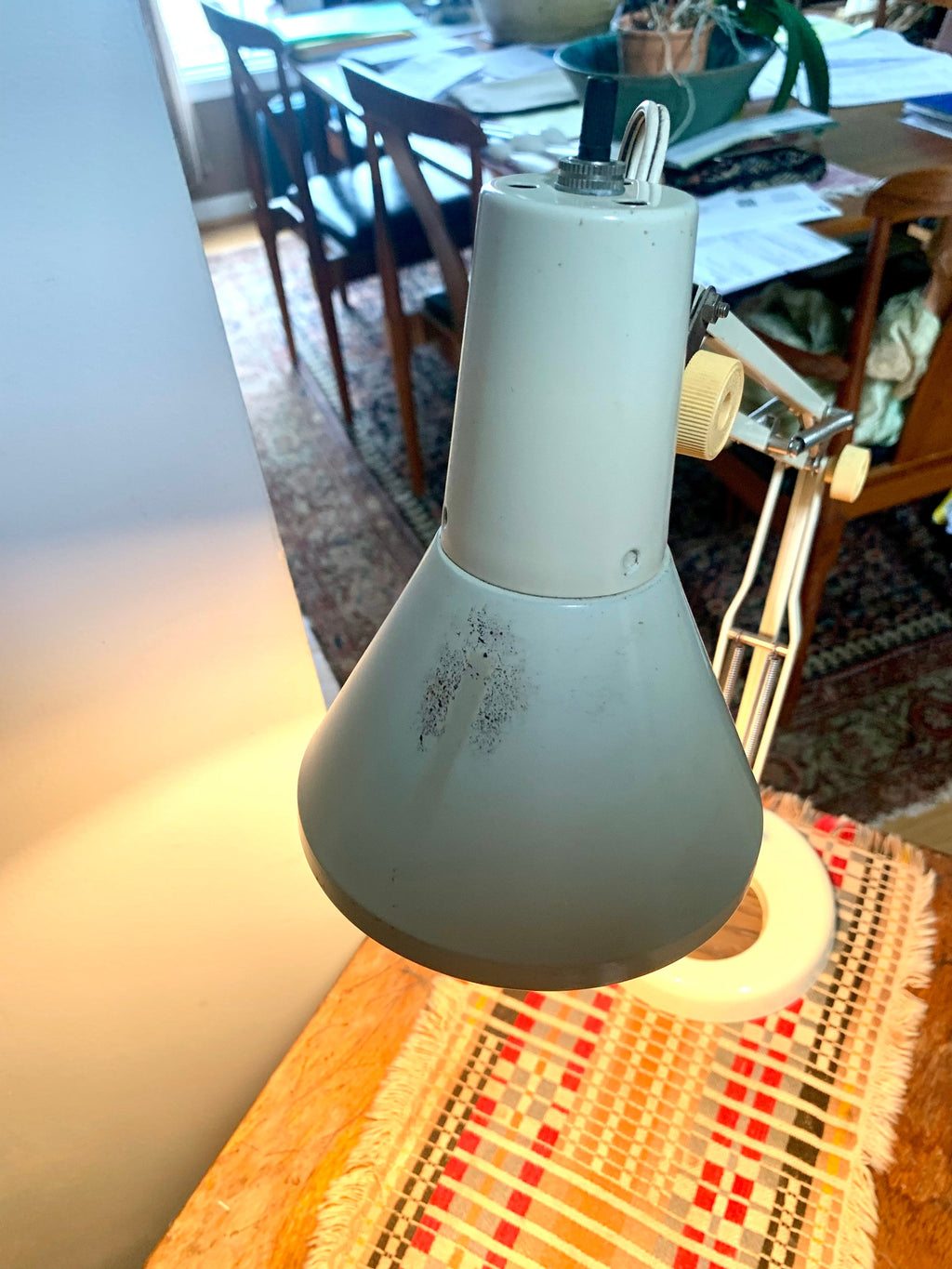 Vtg Cream Articulating Desk Lamp | Swing Arm White Desk Lamp | Adjustable Desk Lamp | Vtg Drafting Lamp | White Industrial Desk Lamp