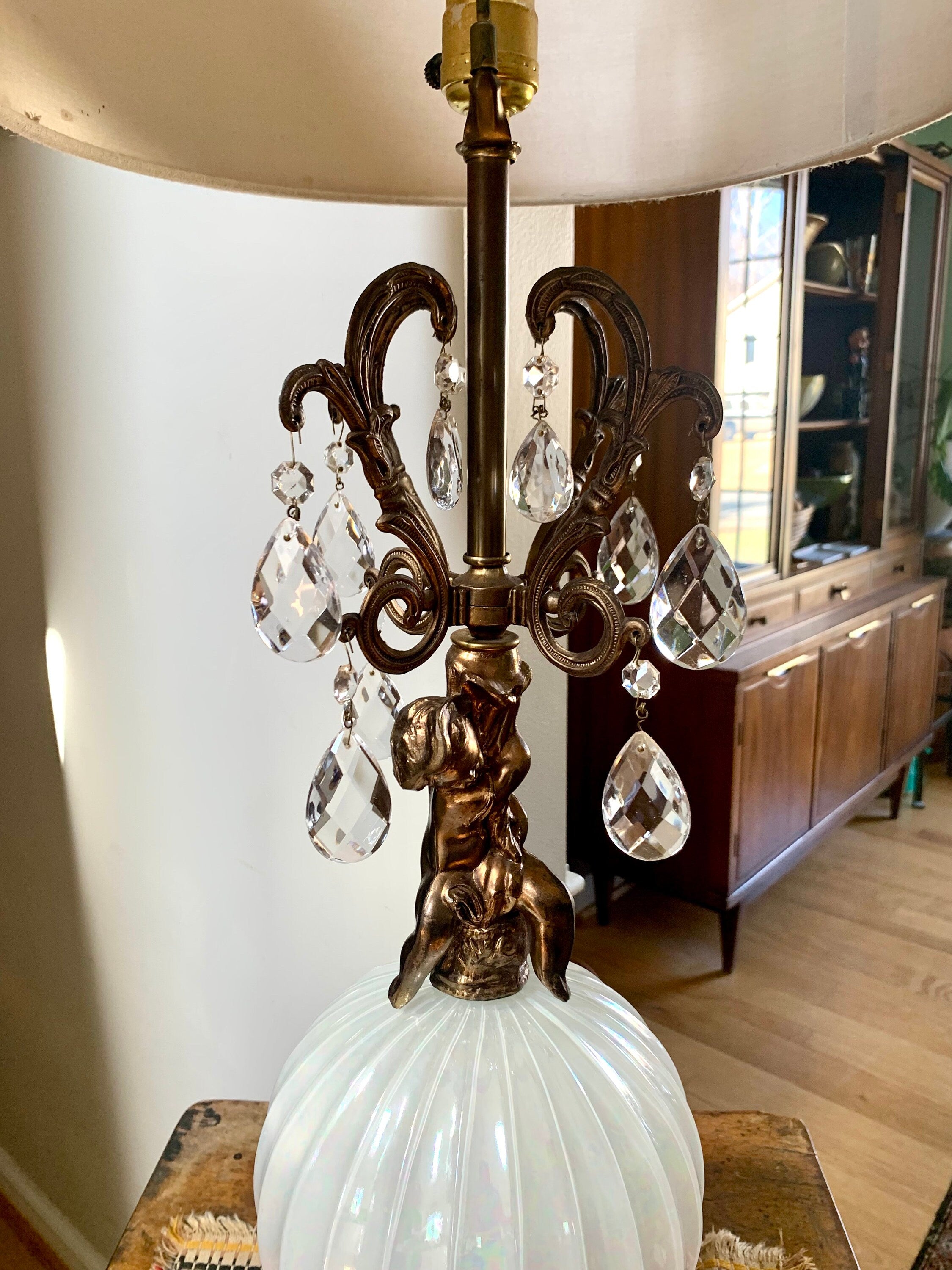 Vtg Gold Cherub Globe Lamp | 3 Way Switch Glass Globe and Prism Lamp | Hollywood Regency Globe Three Way Lamp | Brass Cherub Lamp