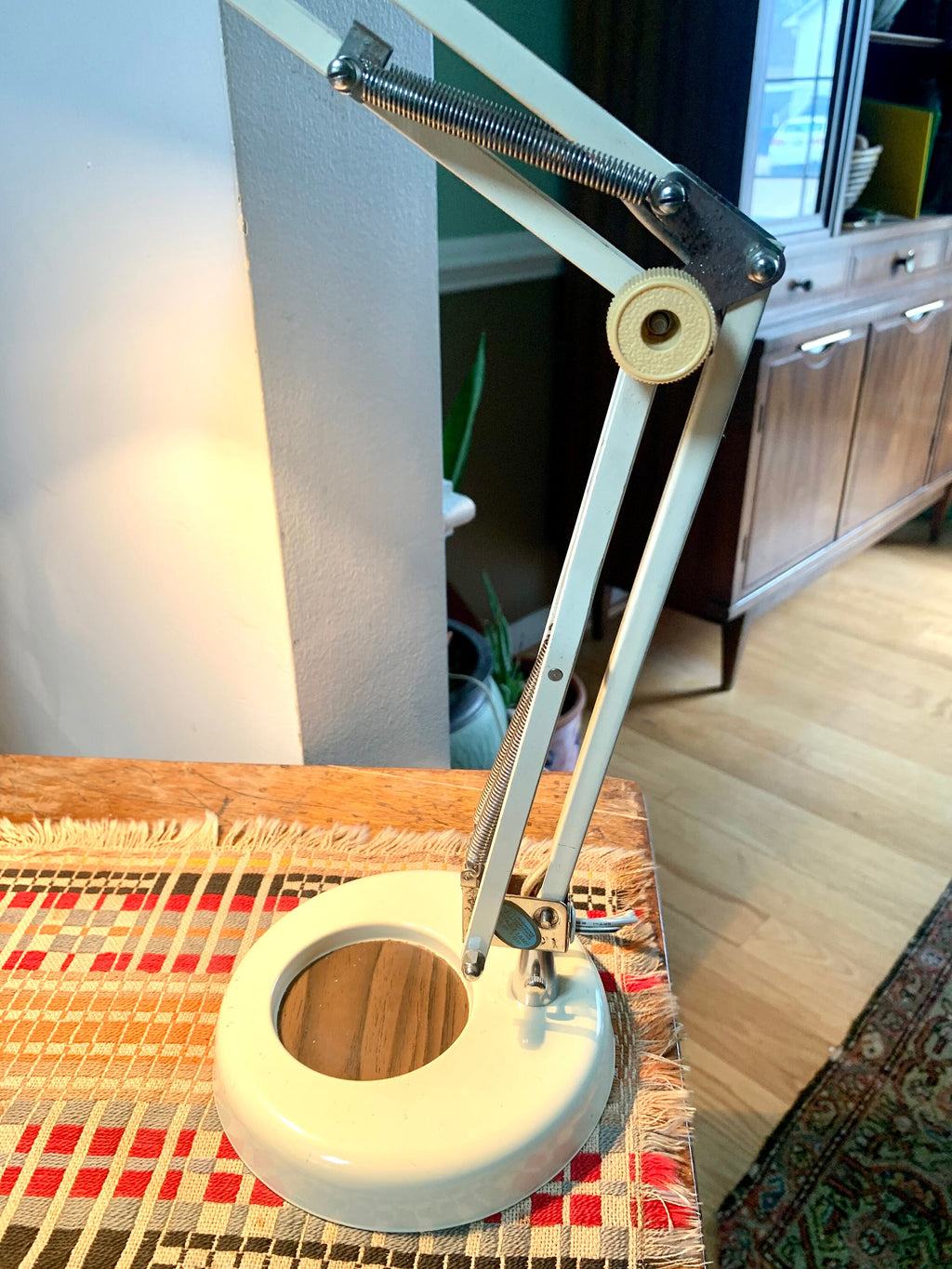 Vtg Cream Articulating Desk Lamp | Swing Arm White Desk Lamp | Adjustable Desk Lamp | Vtg Drafting Lamp | White Industrial Desk Lamp