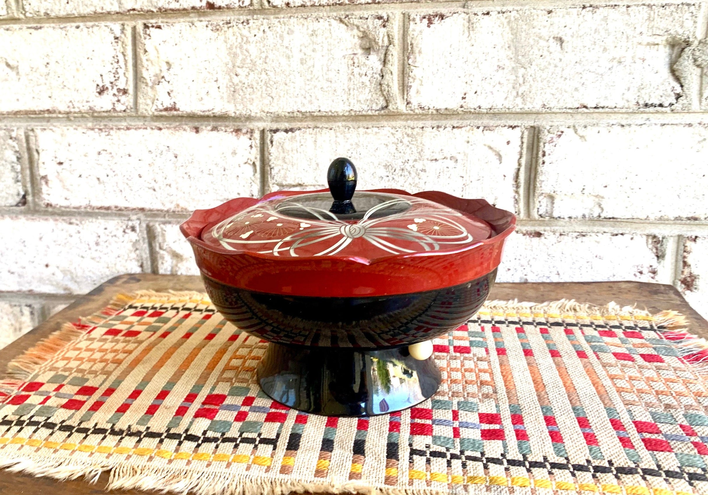 Vtg Musical Japanese Lacquered Dish | Music Box Cover Dish | Japan Lacquered Trinket Dish | Musical Japanese Lacquered Lidded Bowl