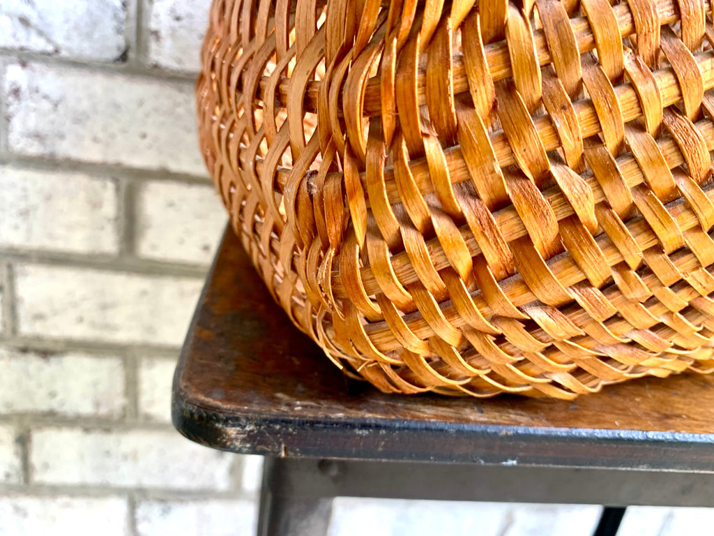 Vtg Wicker Basket With Handle | Wicker Gathering Basket | 80's Bohemian Basket l Rattan Basket | Woven Basket