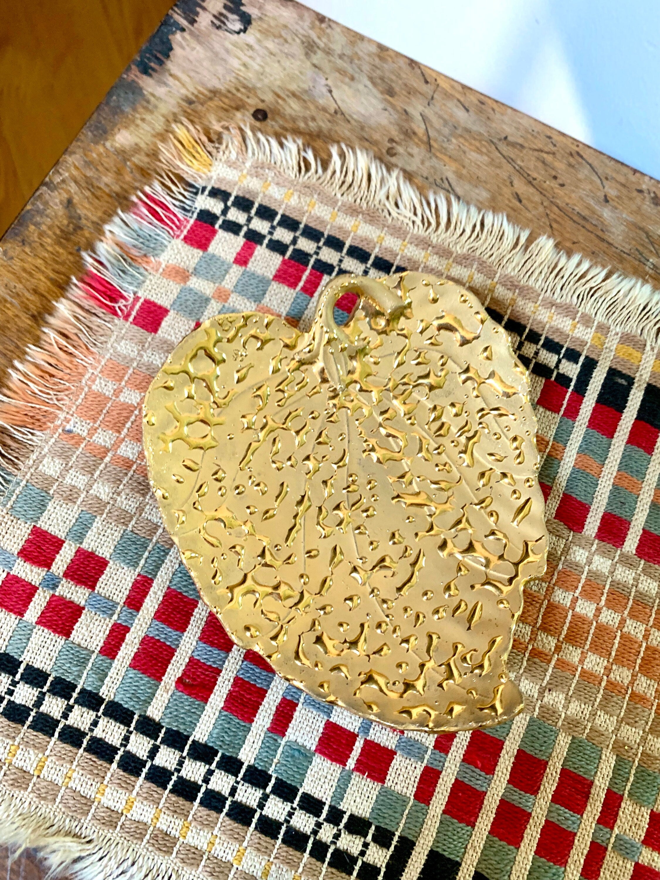 Vintage Weeping Bright 22k Gold Wet Leaf Dish | 22k Gold Leaf Trinket Tray | Porcelain Leaf Dish | Gold Leaf Trinket Tray | Vanity Dish