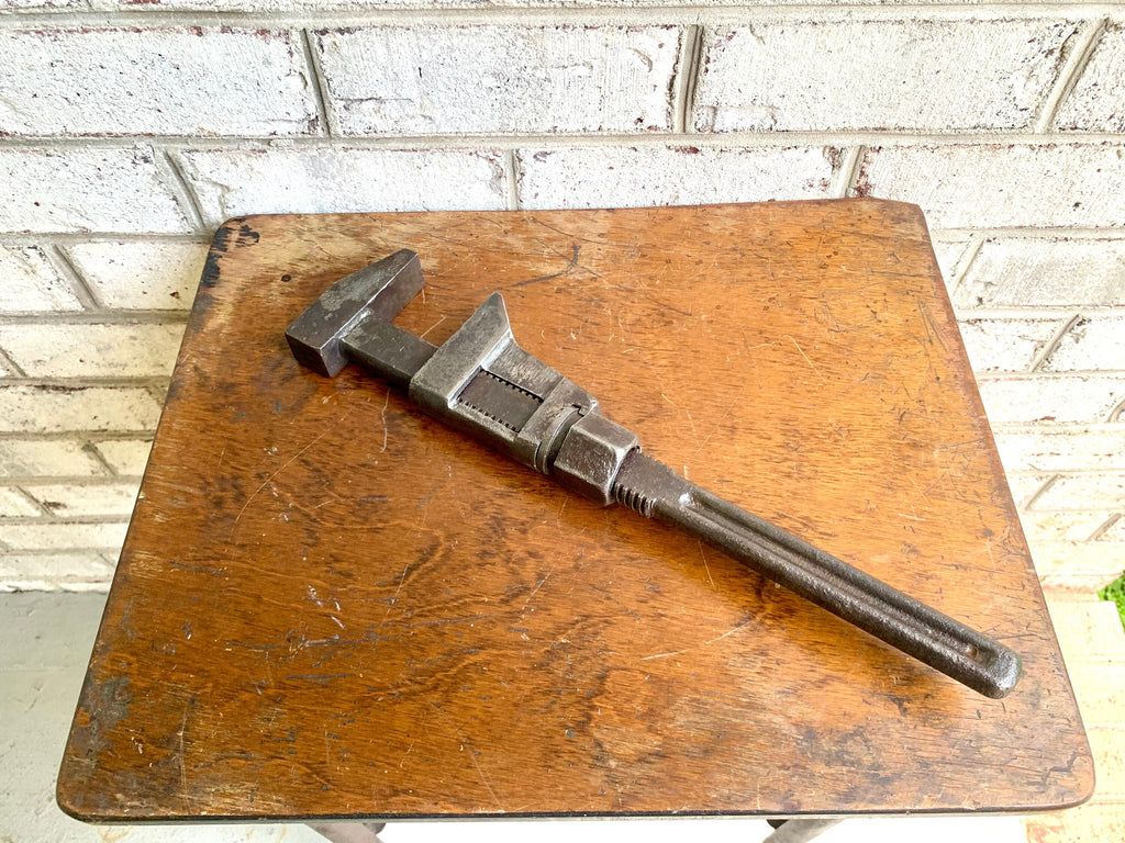 Vtg Bemis & Call Co. Railroad Monkey Wrench | Bemis and Call Pipe Wrench | 15 1/4" Railroad Adjustable Wrench | Distressed Wrench