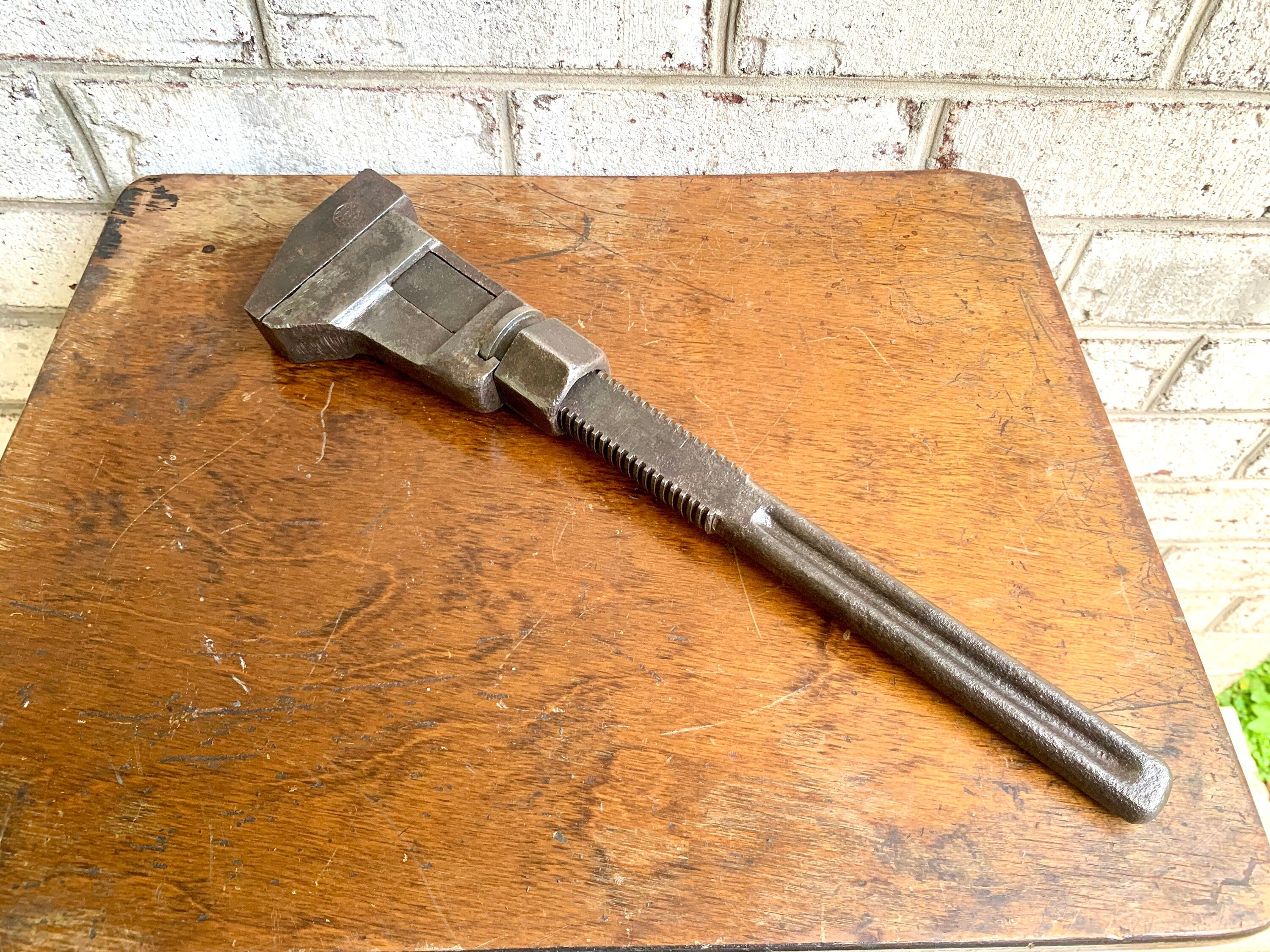 Vtg Bemis & Call Co. Railroad Monkey Wrench | Bemis and Call Pipe Wrench | 15 1/4" Railroad Adjustable Wrench | Distressed Wrench