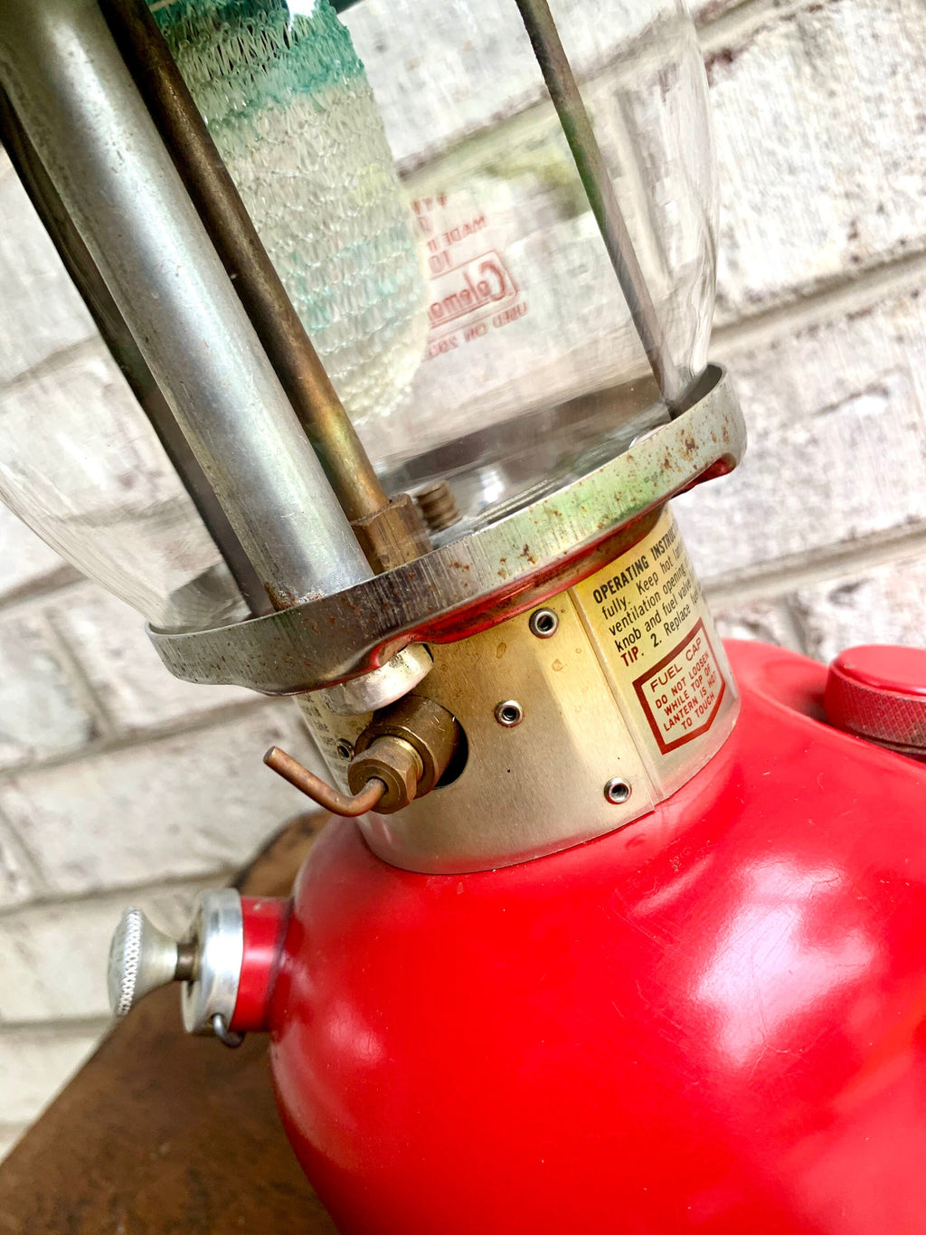 Vtg Coleman Model 200A Lantern | Coleman Red Lantern | 1978 Model 200A Coleman Lantern | Round Globe Coleman Lantern | Single Mantle