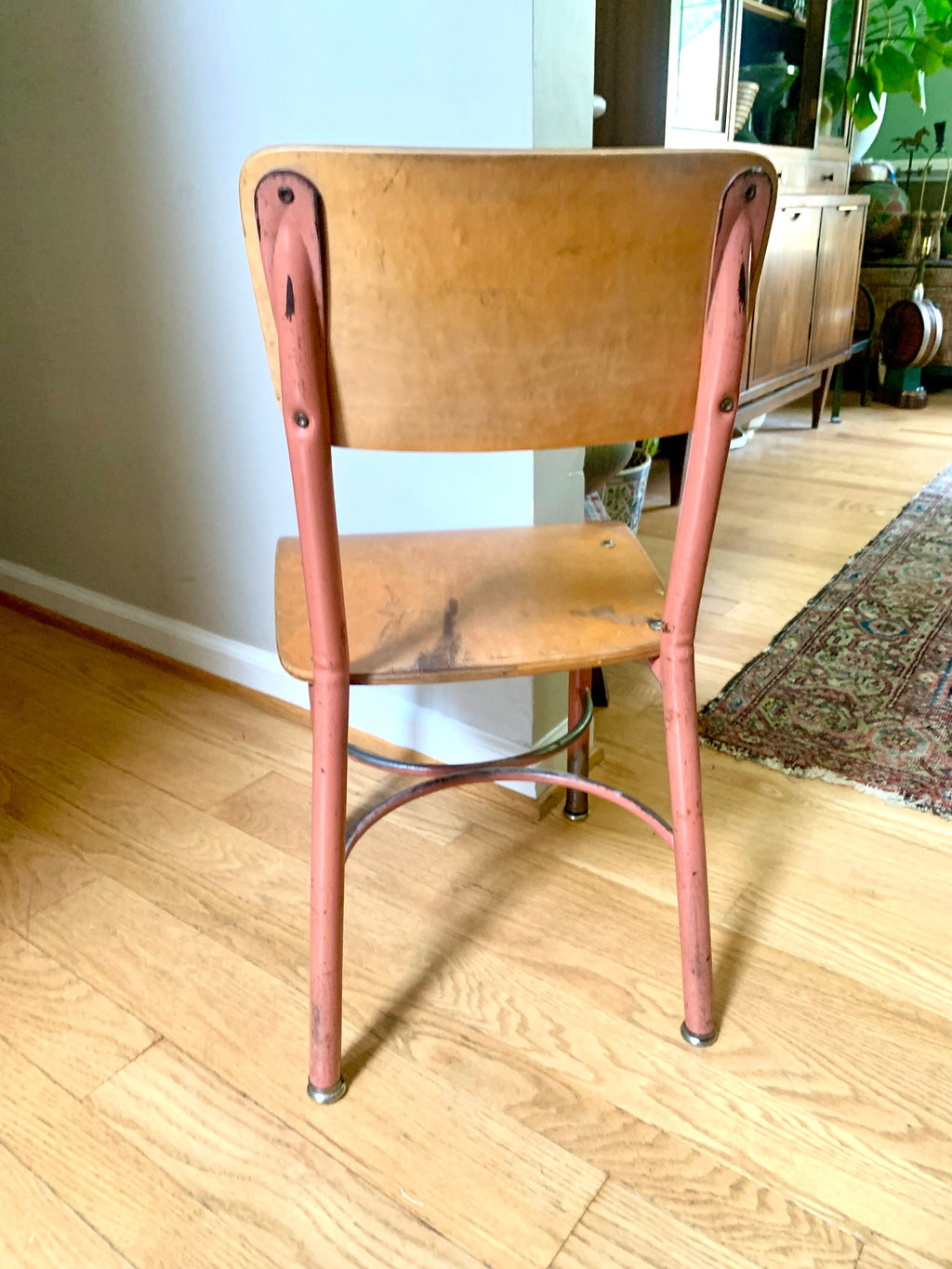 Vtg Heywood Wakefield Chair | Shabby Chic Metal School Chair | Chippy Paint Child's Seat | Pink Kid's Chair| Rustic Industrial Decor
