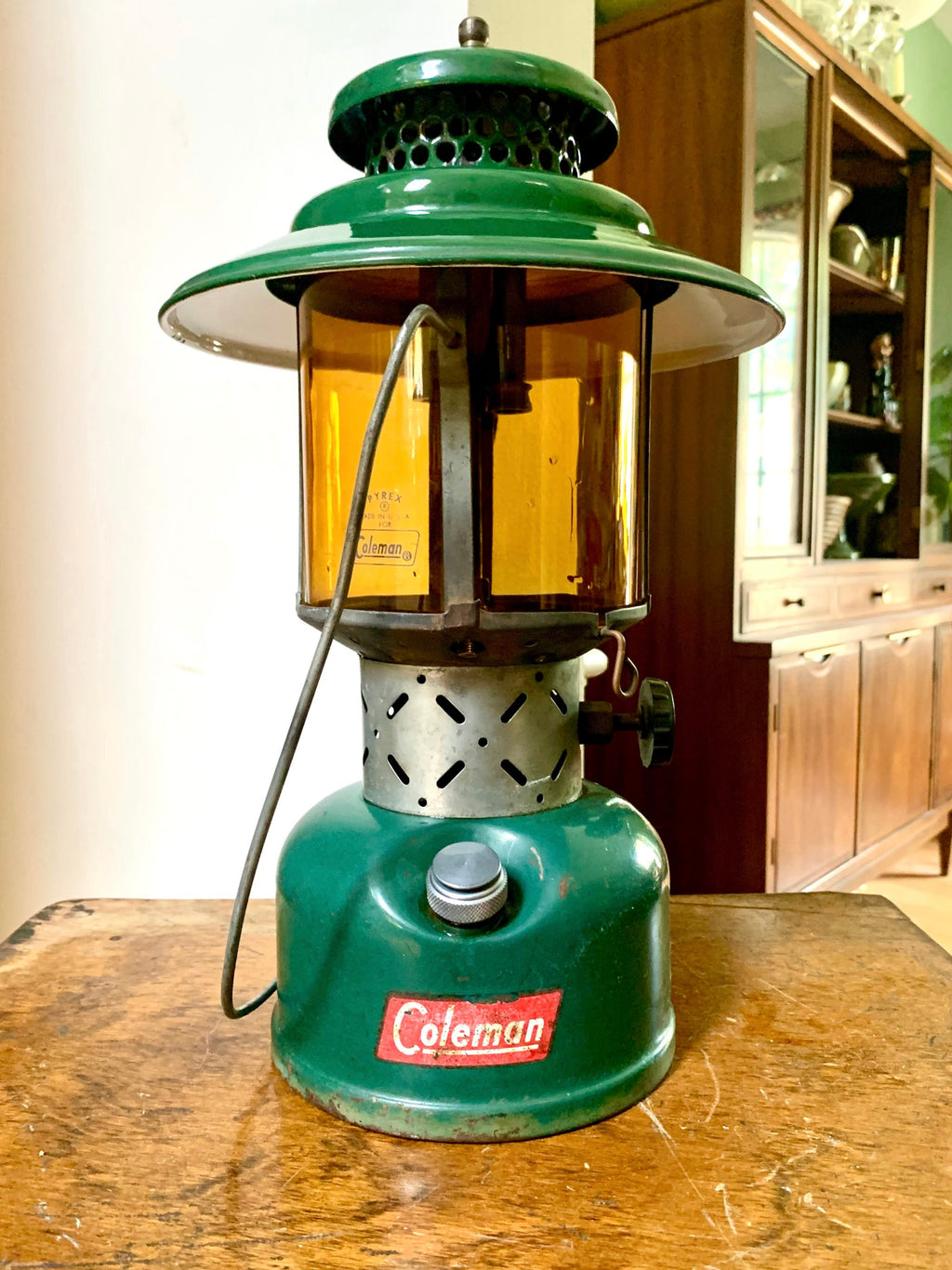 Vtg Coleman Model 228E Lantern| Coleman 1953 Big Hat Lantern | Model 228E Coleman Lantern | Pressure Lantern | Yellow Glass Duel Mantel