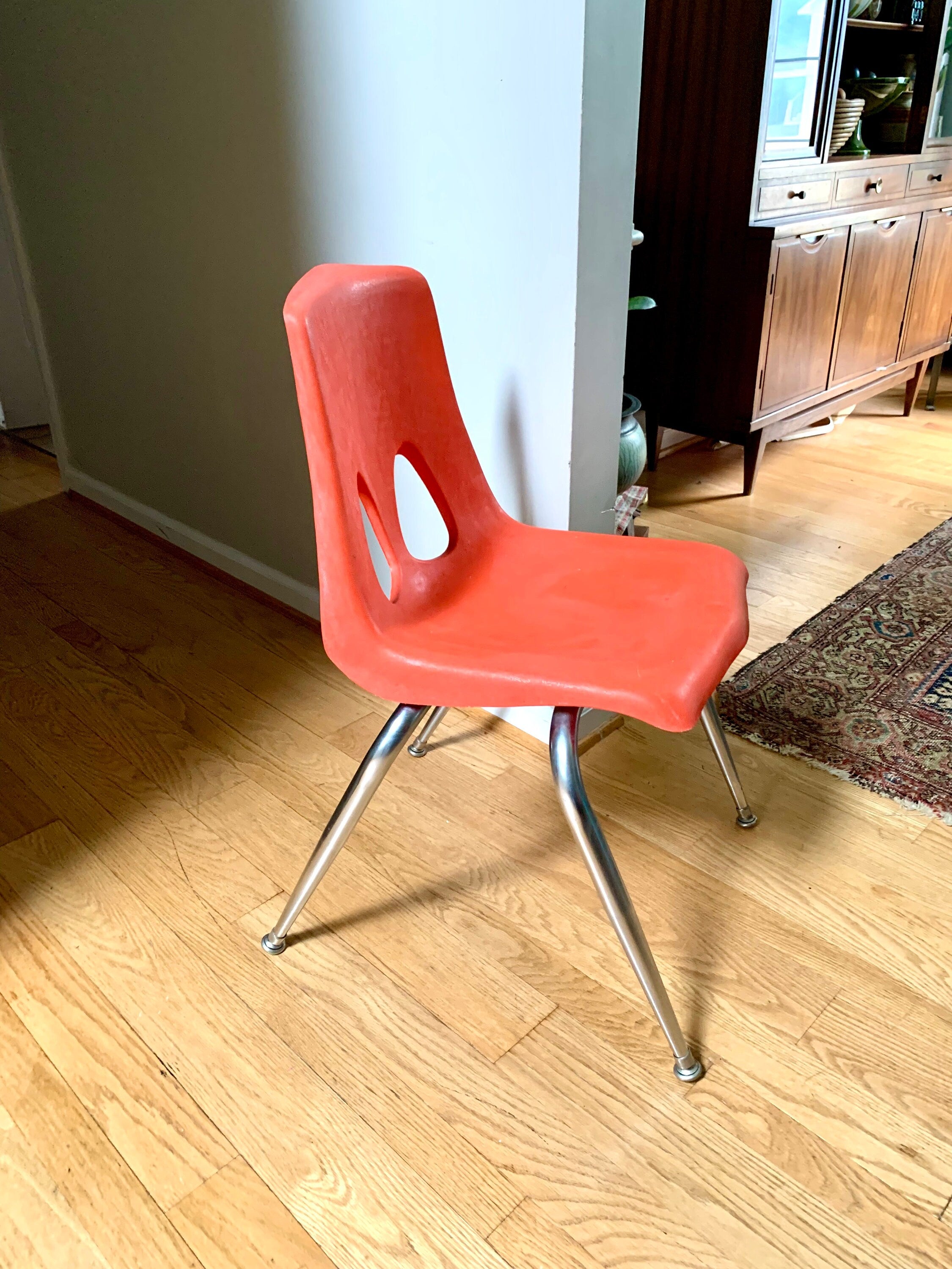 Vintage MCM Carter Craft Profile Chair | Plastic MCM Stackable Chair | Molded Child Chairs | Plastic School Chairs