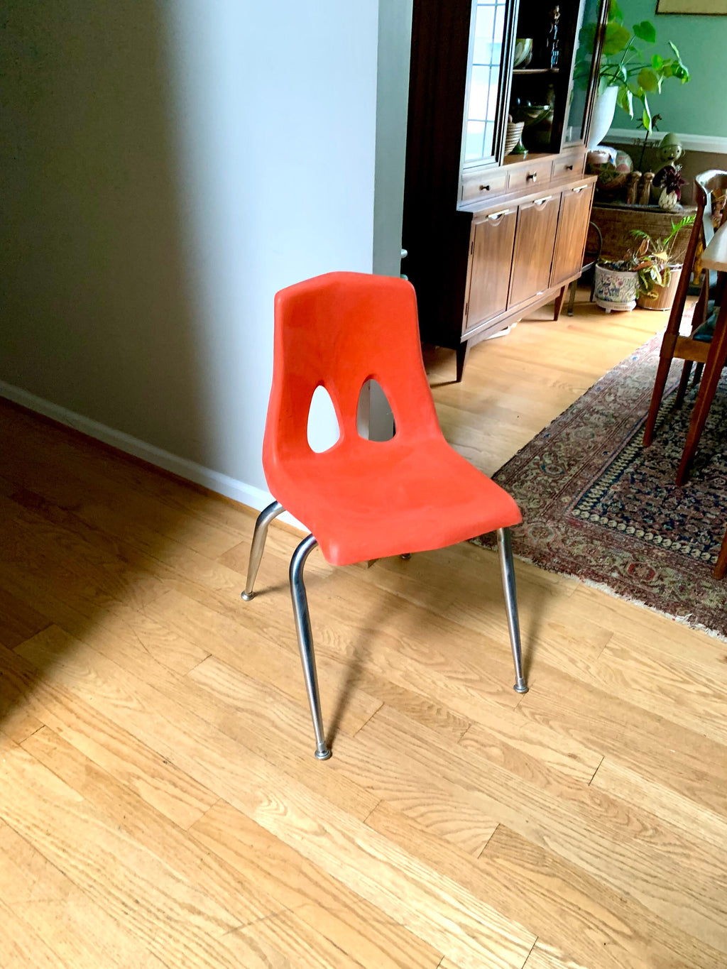 Vintage MCM Carter Craft Profile Chair | Plastic MCM Stackable Chair | Molded Child Chairs | Plastic School Chairs