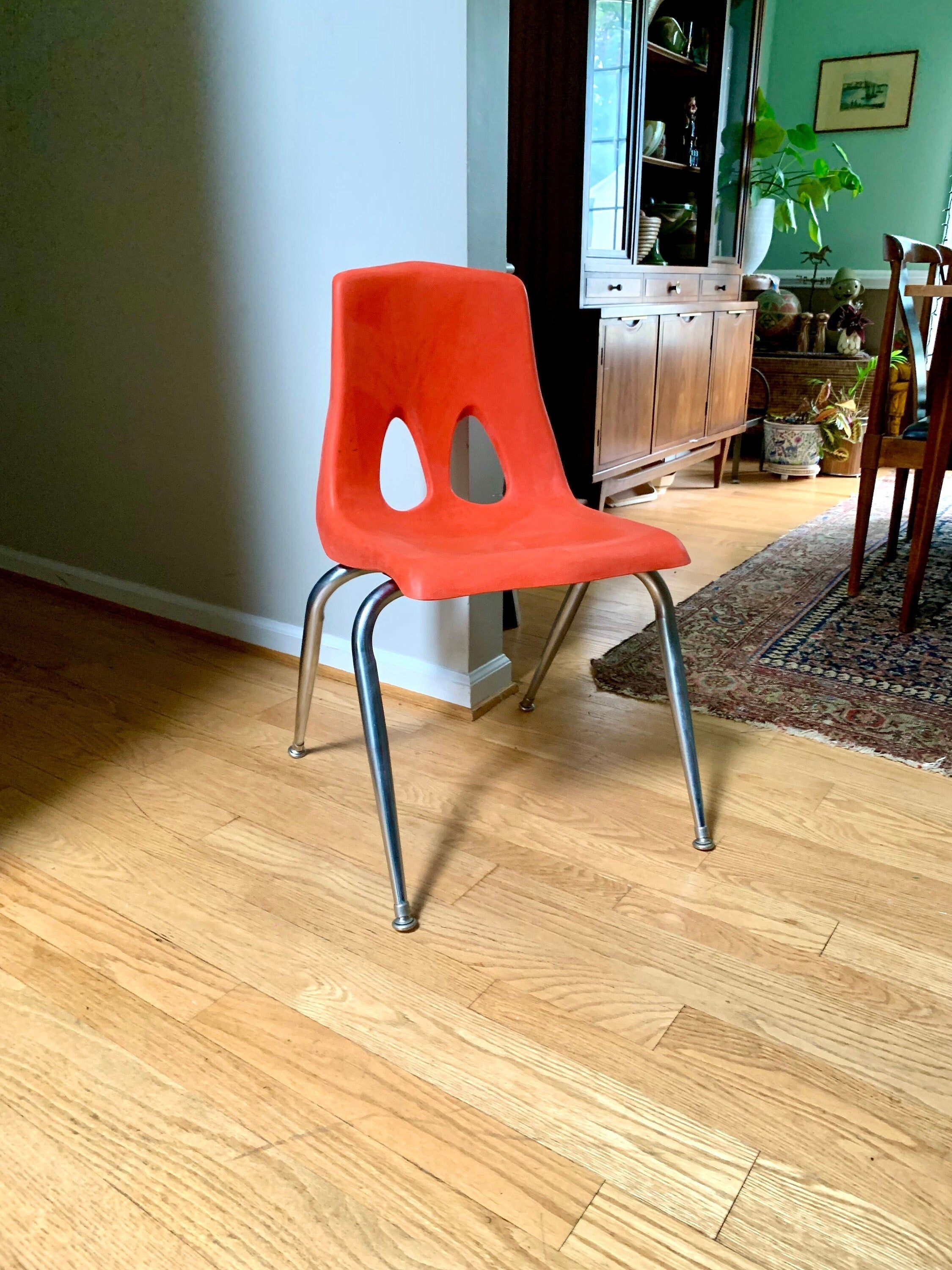 Vintage MCM Carter Craft Profile Chair | Plastic MCM Stackable Chair | Molded Child Chairs | Plastic School Chairs