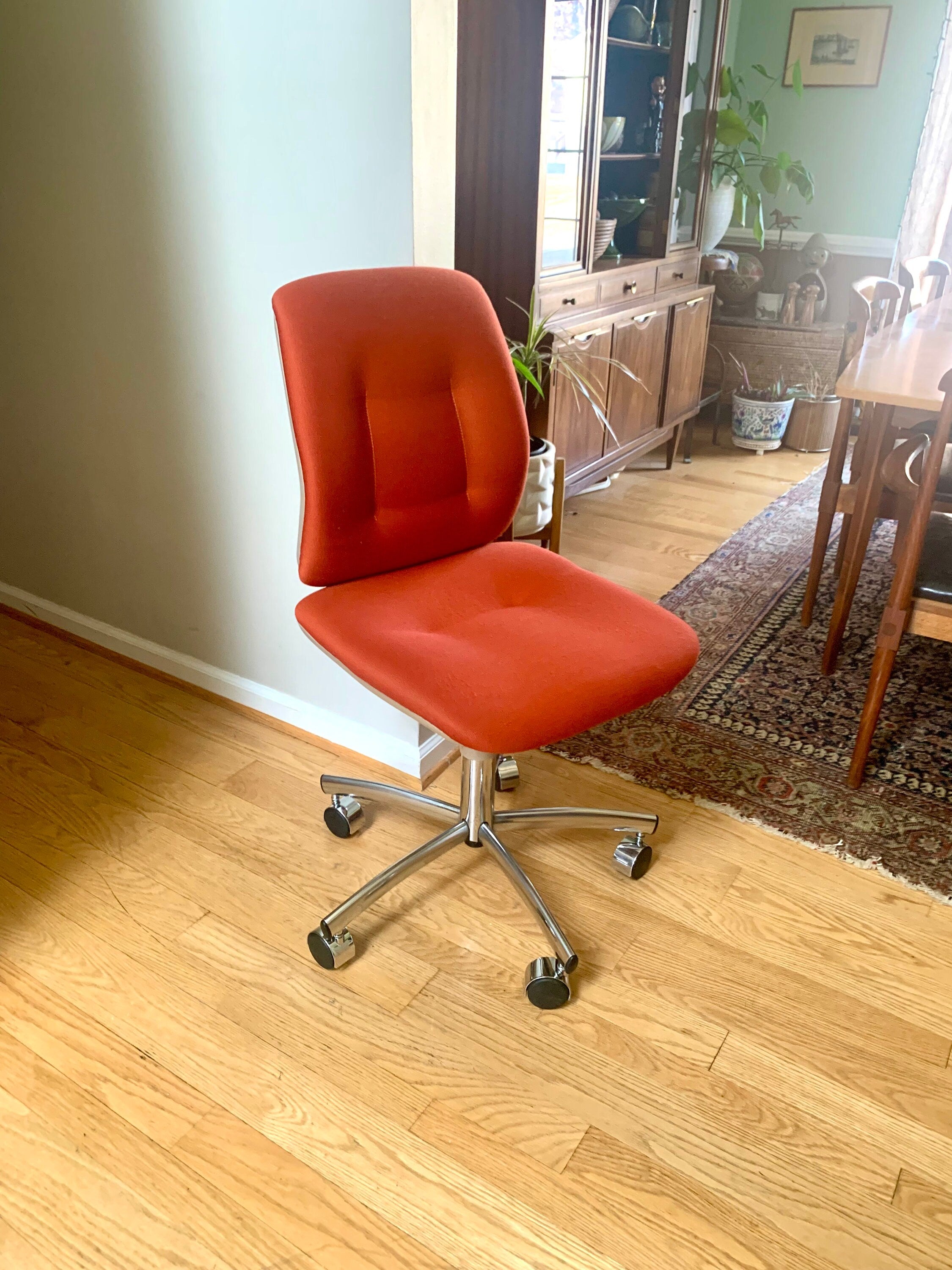 Vtg Steelcase Desk Chair | Orange MCM Swivel Chair | Padded Office Chair | Adjustable Swivel Chair | Executive Office Chair | Level INOP