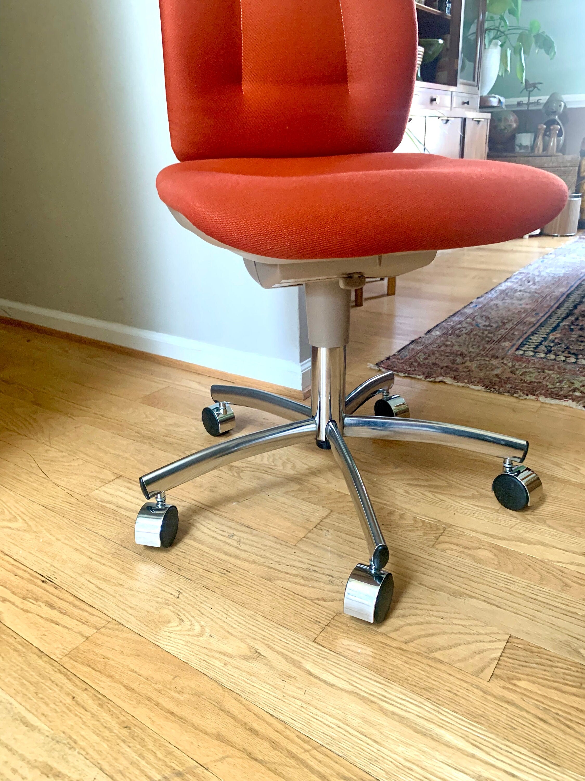 Vtg Steelcase Desk Chair | Orange MCM Swivel Chair | Padded Office Chair | Adjustable Swivel Chair | Executive Office Chair | Level INOP