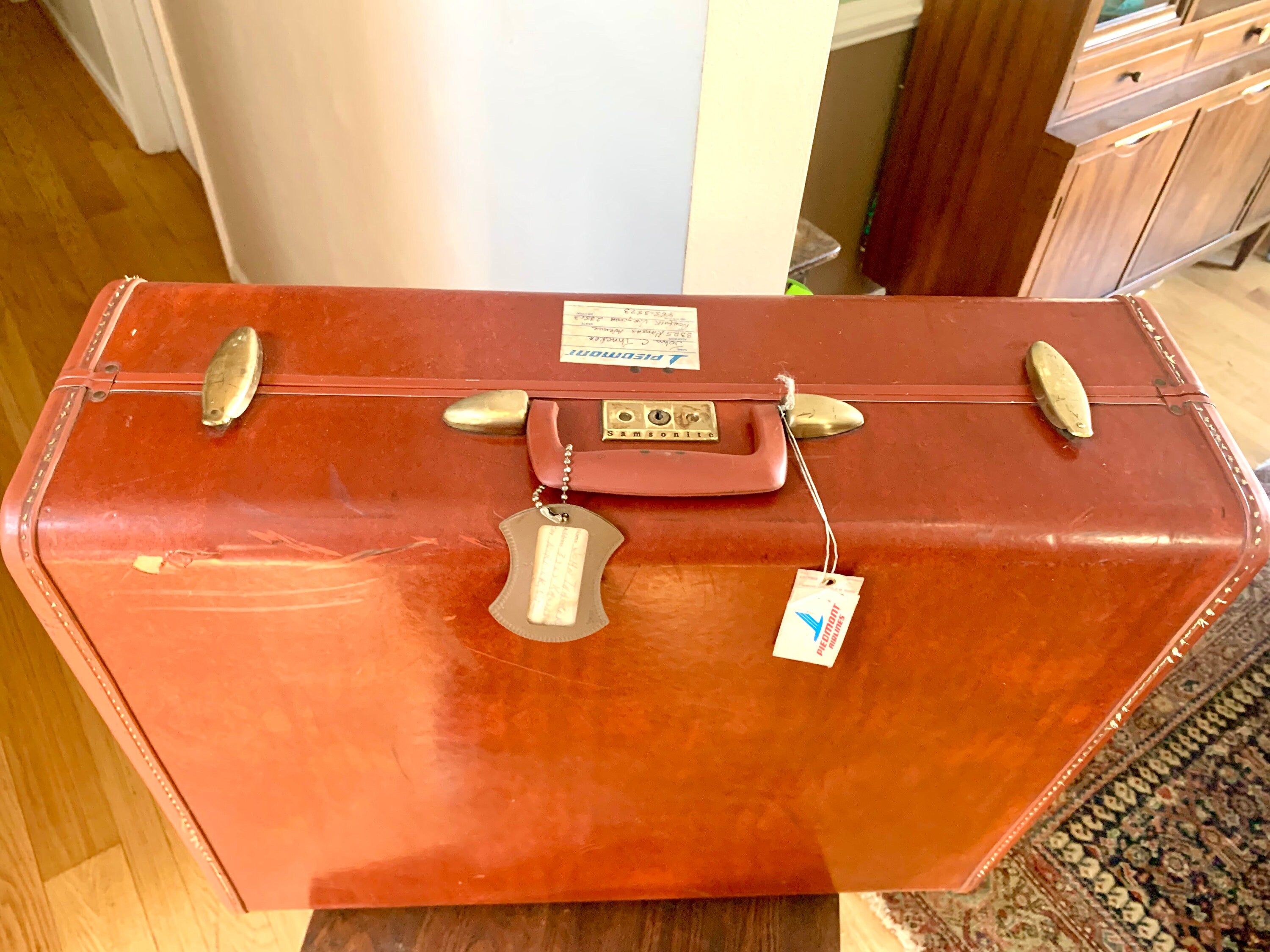 Samsonite Streamlite Hardshell Suitcase with Key | 50's Retro Luggage | Mid Century Luggage | Weekender | Stackable Suitcases
