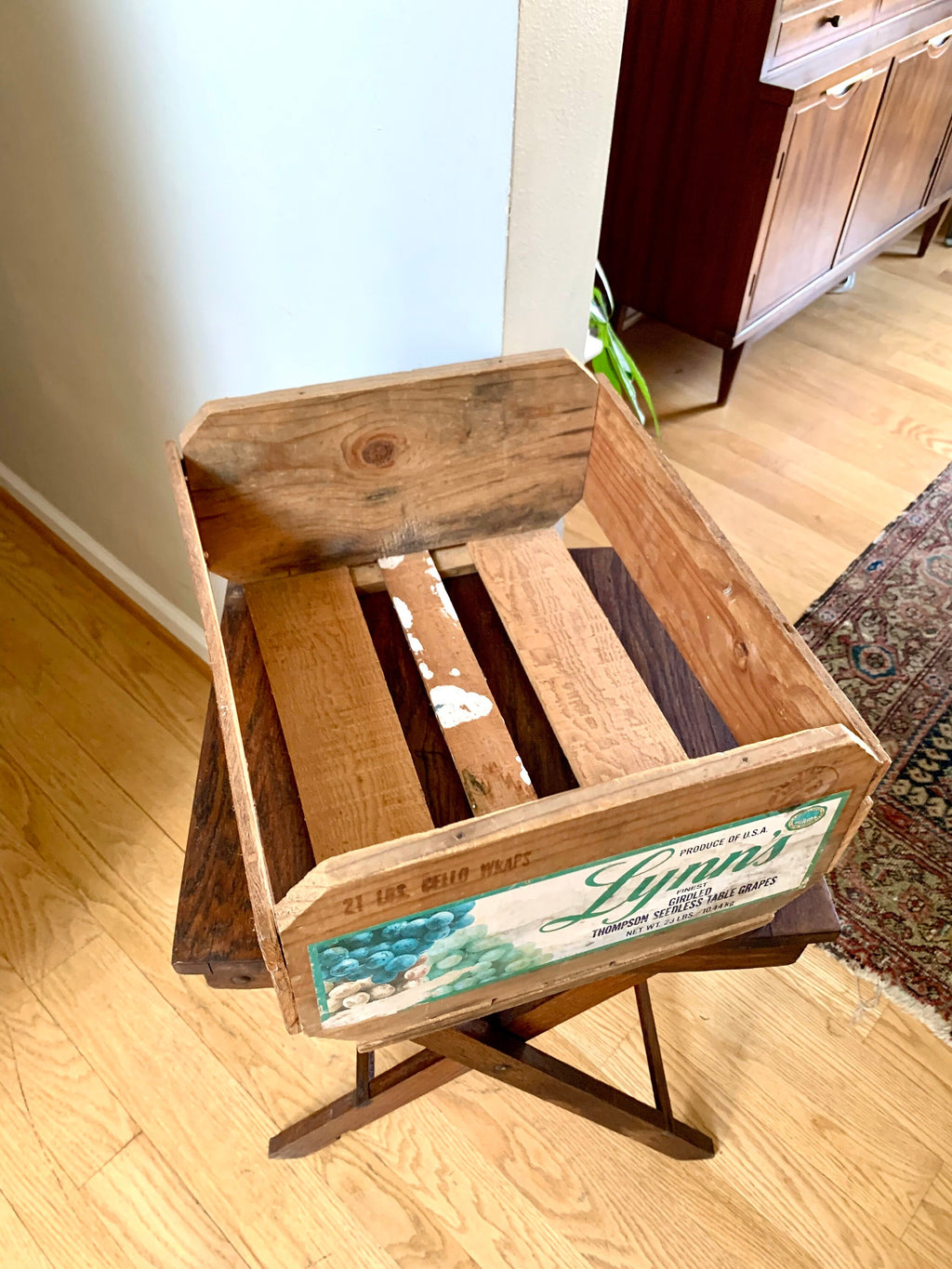 Vtg Wood Lynn's Finest Grape Crate | Wooden Grape Crate | Rustic Storage Greenleaf Farms Advertisement Box | Thompson Grapes Box