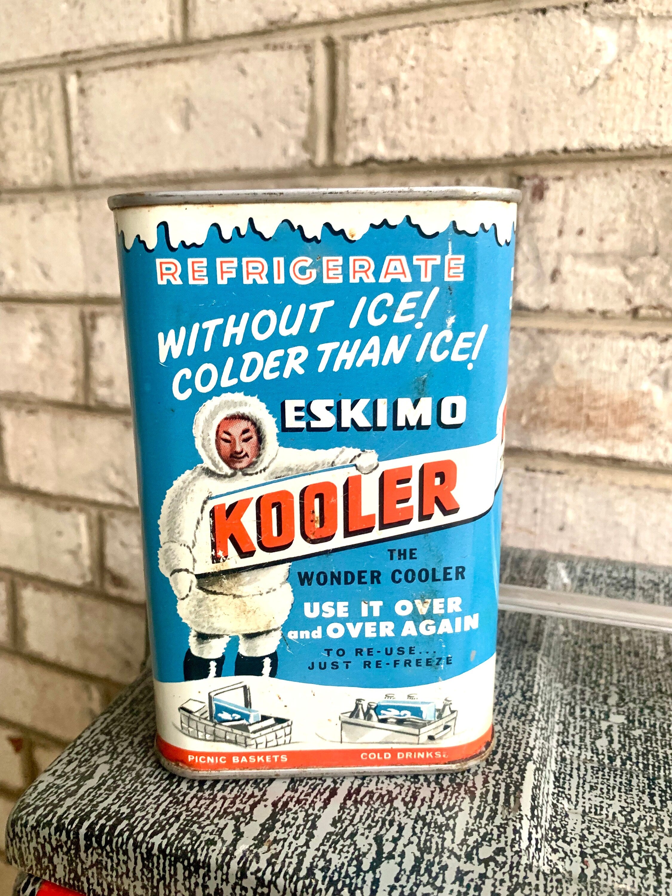 Vtg Flamingo Metal Ice Chest | Red Plaid Metal Ice Chest | Poloron Flamingo Insulated Ice Chest | Vtg Eskimo Kooler Ice Chest