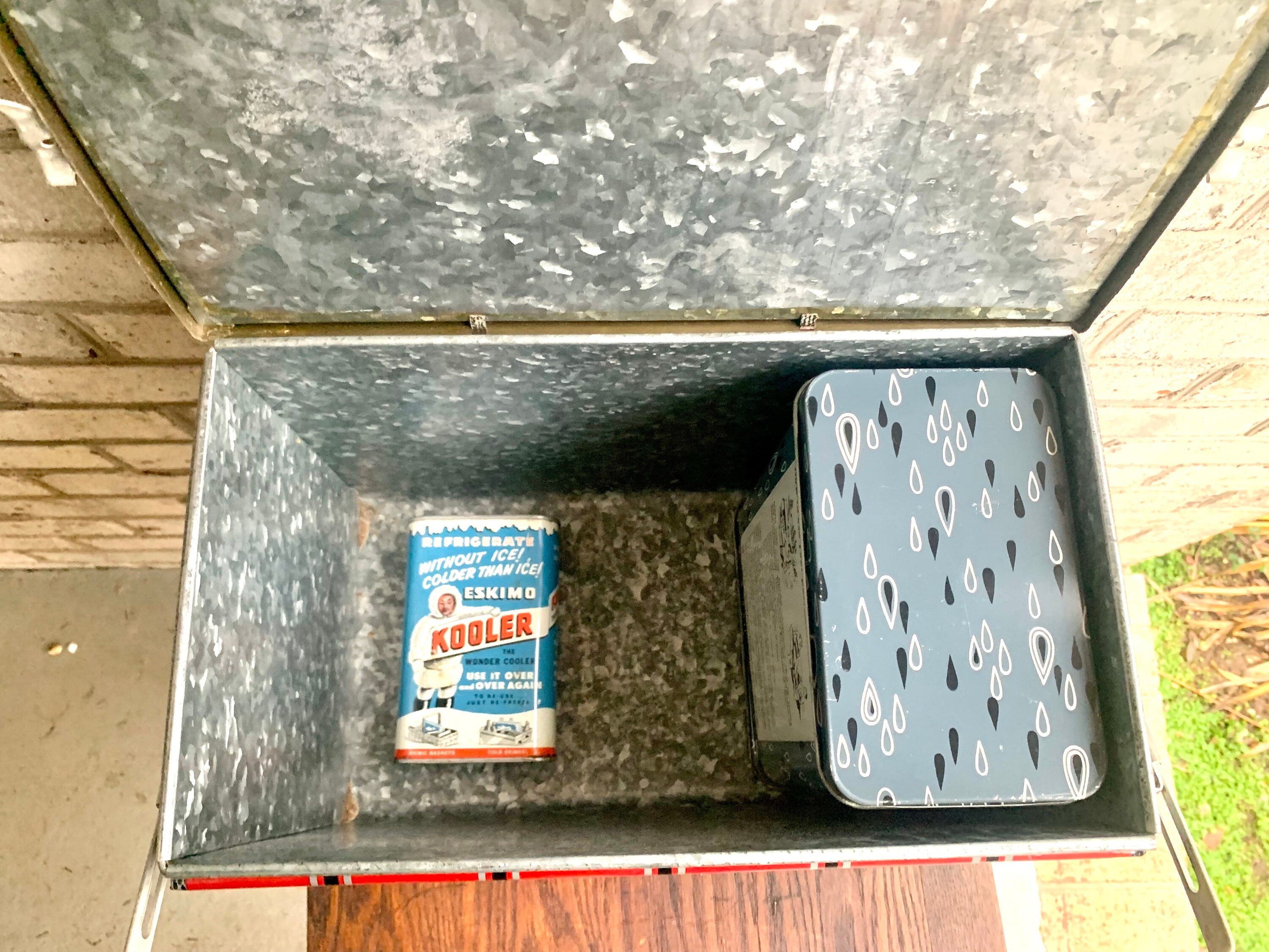 Vtg Flamingo Metal Ice Chest | Red Plaid Metal Ice Chest | Poloron Flamingo Insulated Ice Chest | Vtg Eskimo Kooler Ice Chest