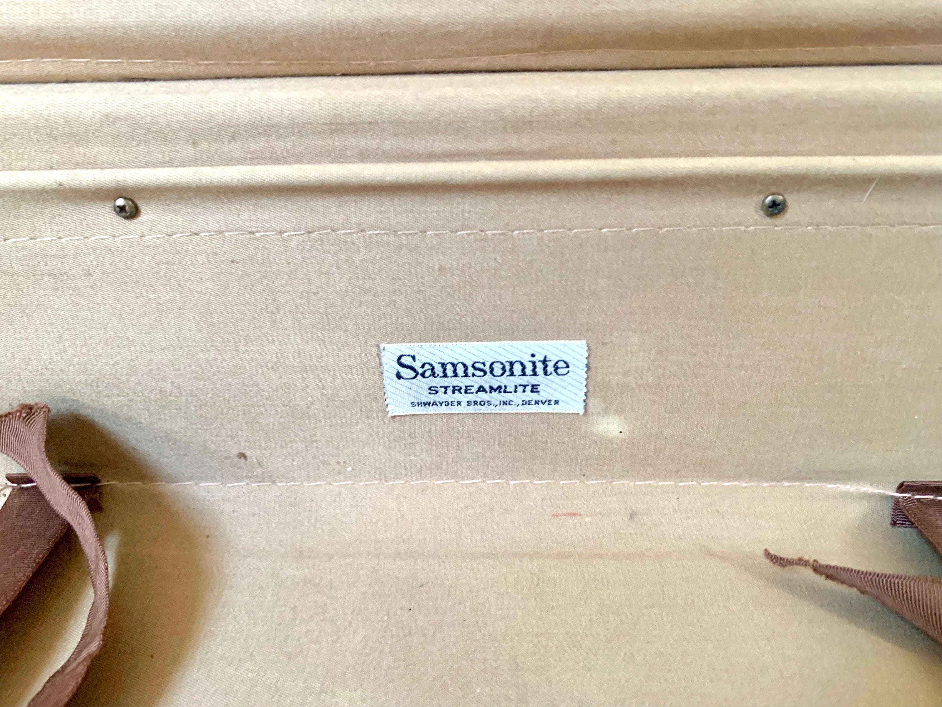 Samsonite Streamlite Hardshell Suitcase with Key | 50's Retro Luggage | Mid Century Luggage | Weekender | Stackable Suitcases