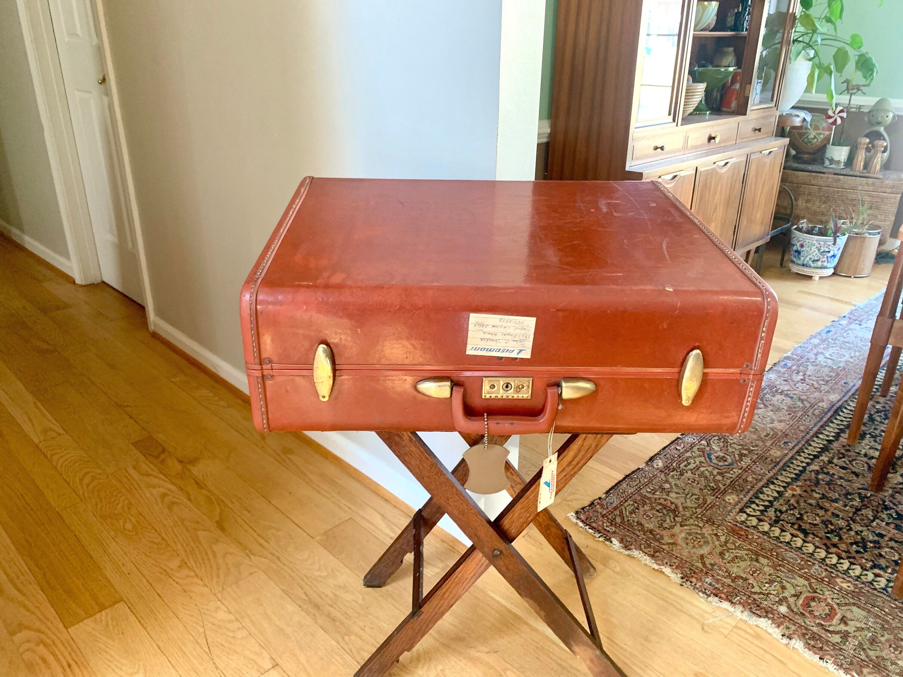 Samsonite Streamlite Hardshell Suitcase with Key | 50's Retro Luggage | Mid Century Luggage | Weekender | Stackable Suitcases