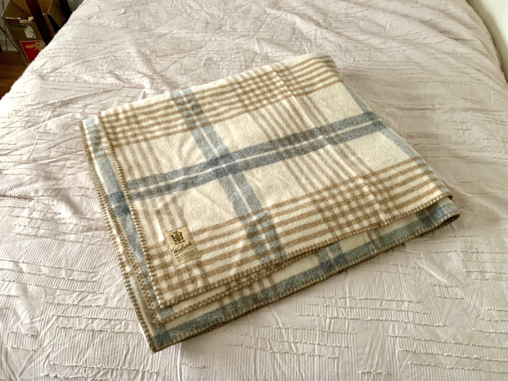 Vintage Woolrich Wool Blanket | Garde La Foy Woolrich Woven Beadspread | Plaid All Wool Blanket | Large Wool Woolrich Blanket | 50's Blanket
