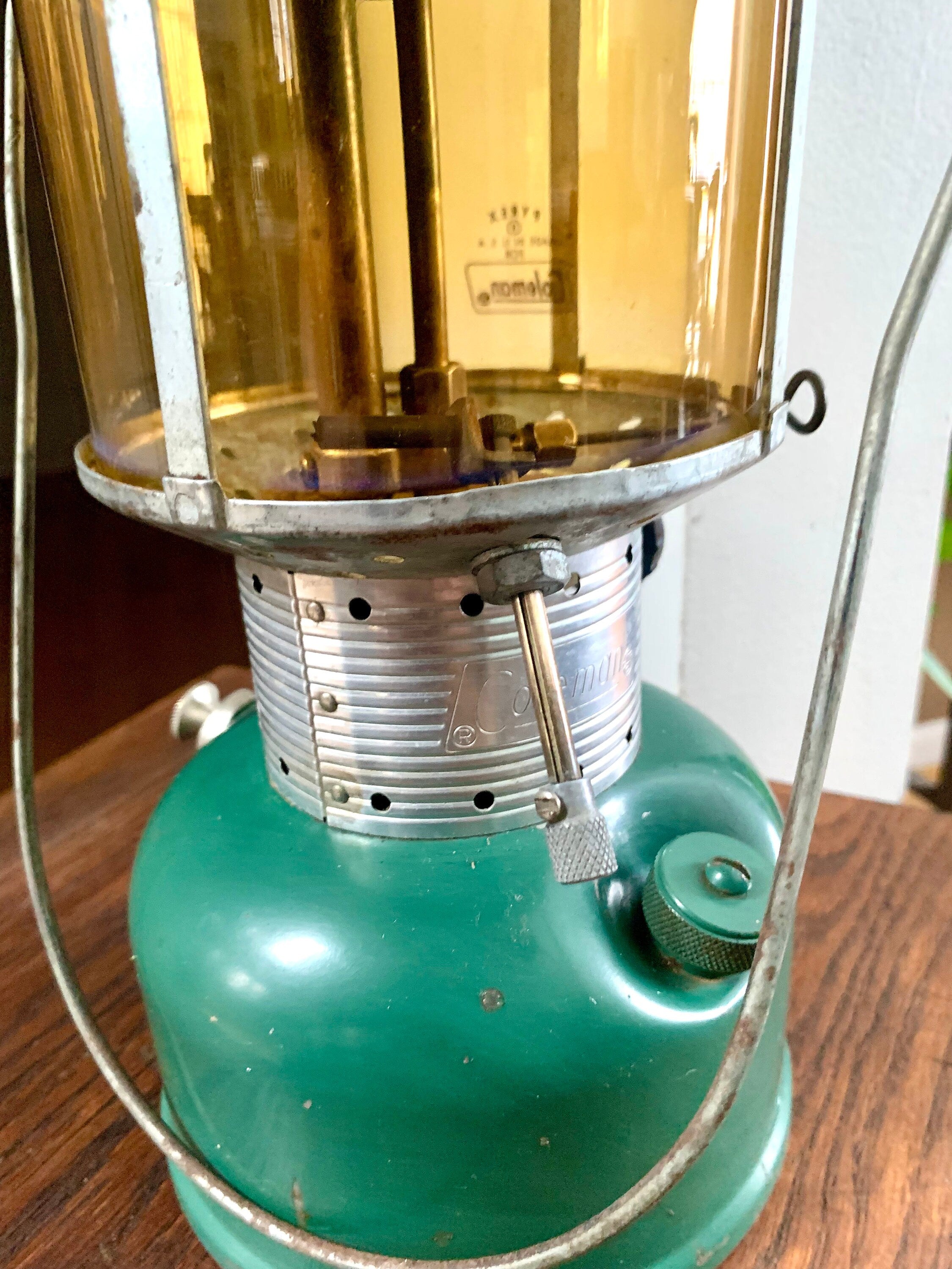 Vintage Coleman Model 220F Lantern | Coleman 1968 Coleman Lantern | Yellow Glass Model 220F Coleman Lantern | Yellow Glass Duel Mantel