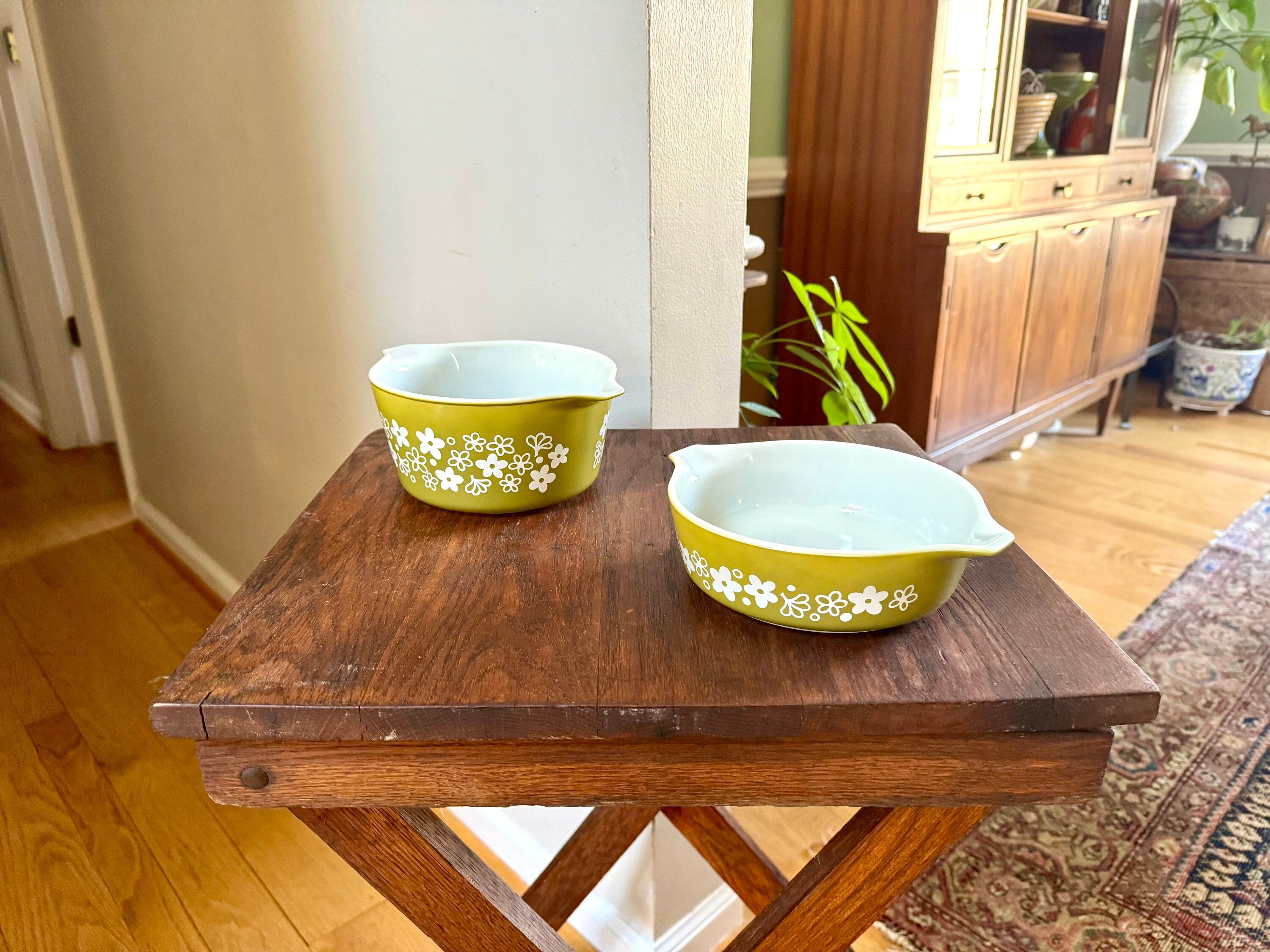 Pyrex 471 and 473 Spring Blossom Casserole Dishes | Vintage Crazy Daisy Pyrex Set | Green Pyrex Dish | Mid Century Kitchen | No lids