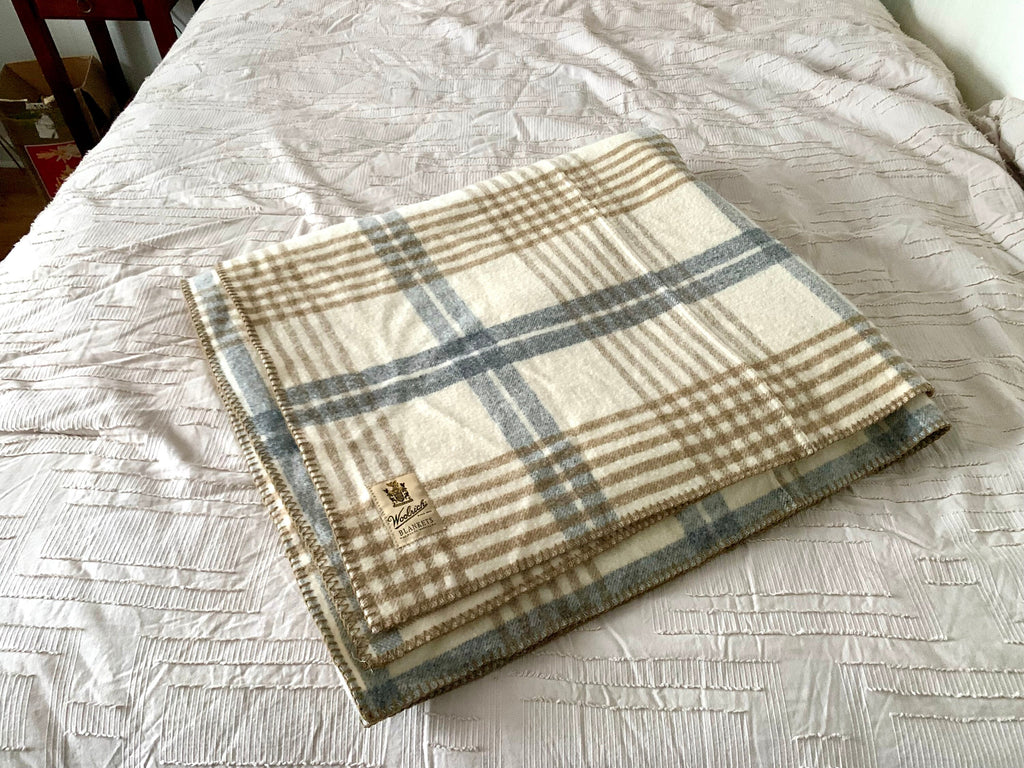 Vintage Woolrich Wool Blanket | Garde La Foy Woolrich Woven Beadspread | Plaid All Wool Blanket | Large Wool Woolrich Blanket | 50's Blanket