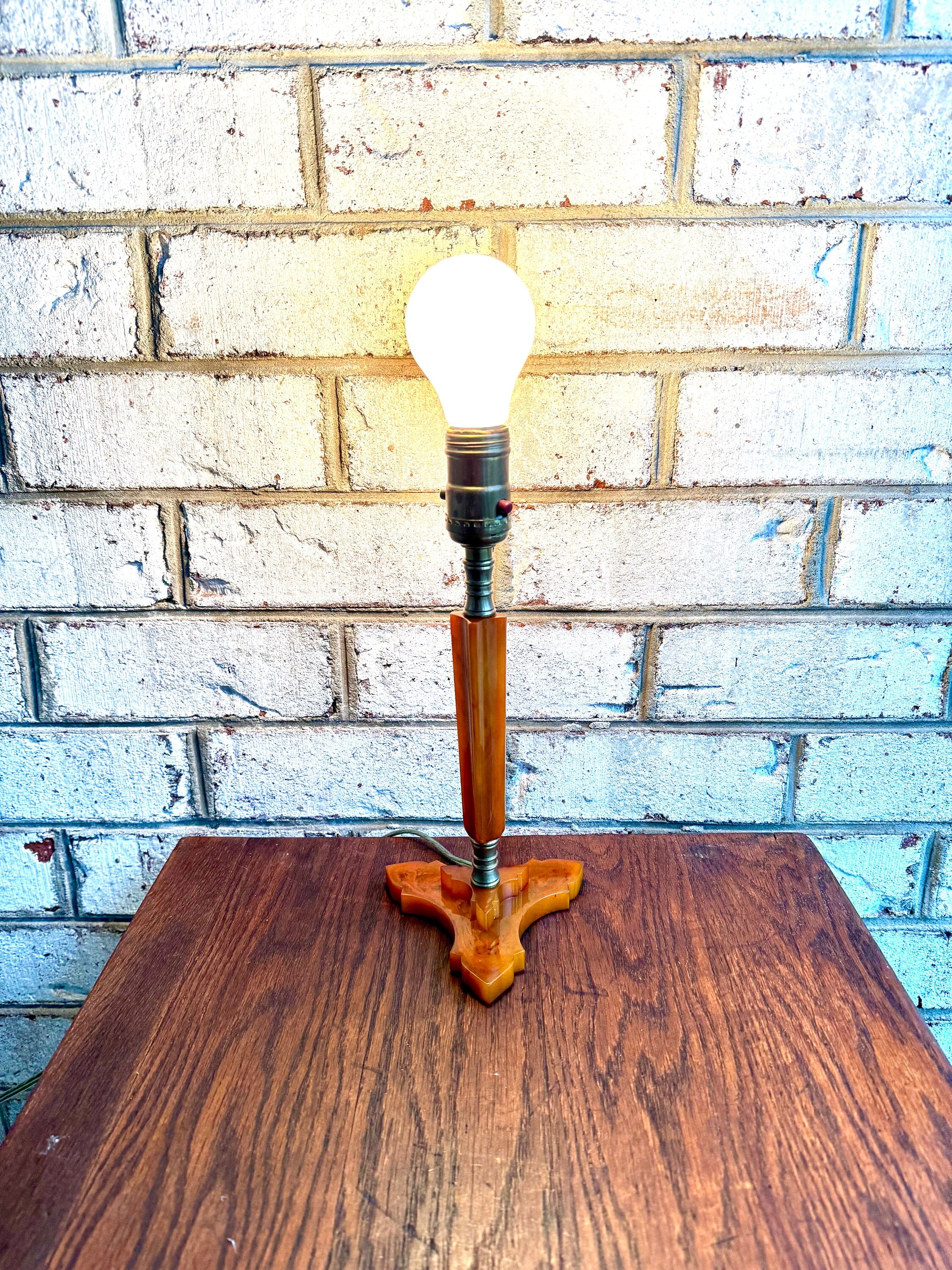 Small Bakelite Lamp | Vintage Butterscotch Bakelite Desk Lamp | Small Bakelite Table Lamp | Machine Age Art Deco Catalin/Bakelite Lamp (Shade NI)